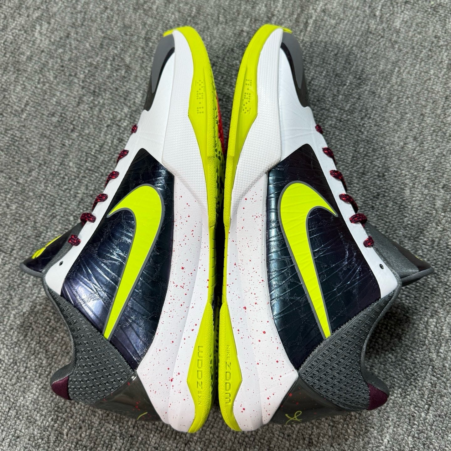 Star Batch-Nike Zoom Kobe 5 Protro “Joker(Chaos)”