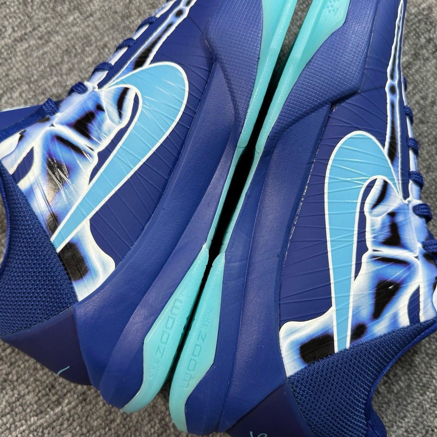 Star Batch-Nike Zoom Kobe 5 Protro “X-Ray”