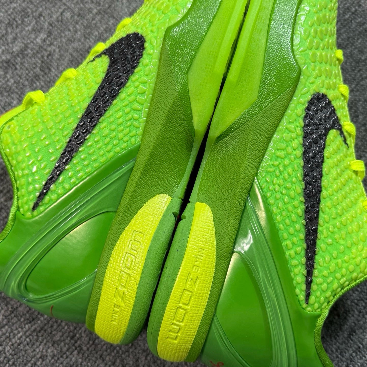 Star Batch-Nike Zoom Kobe 6 Protro “Grinch”