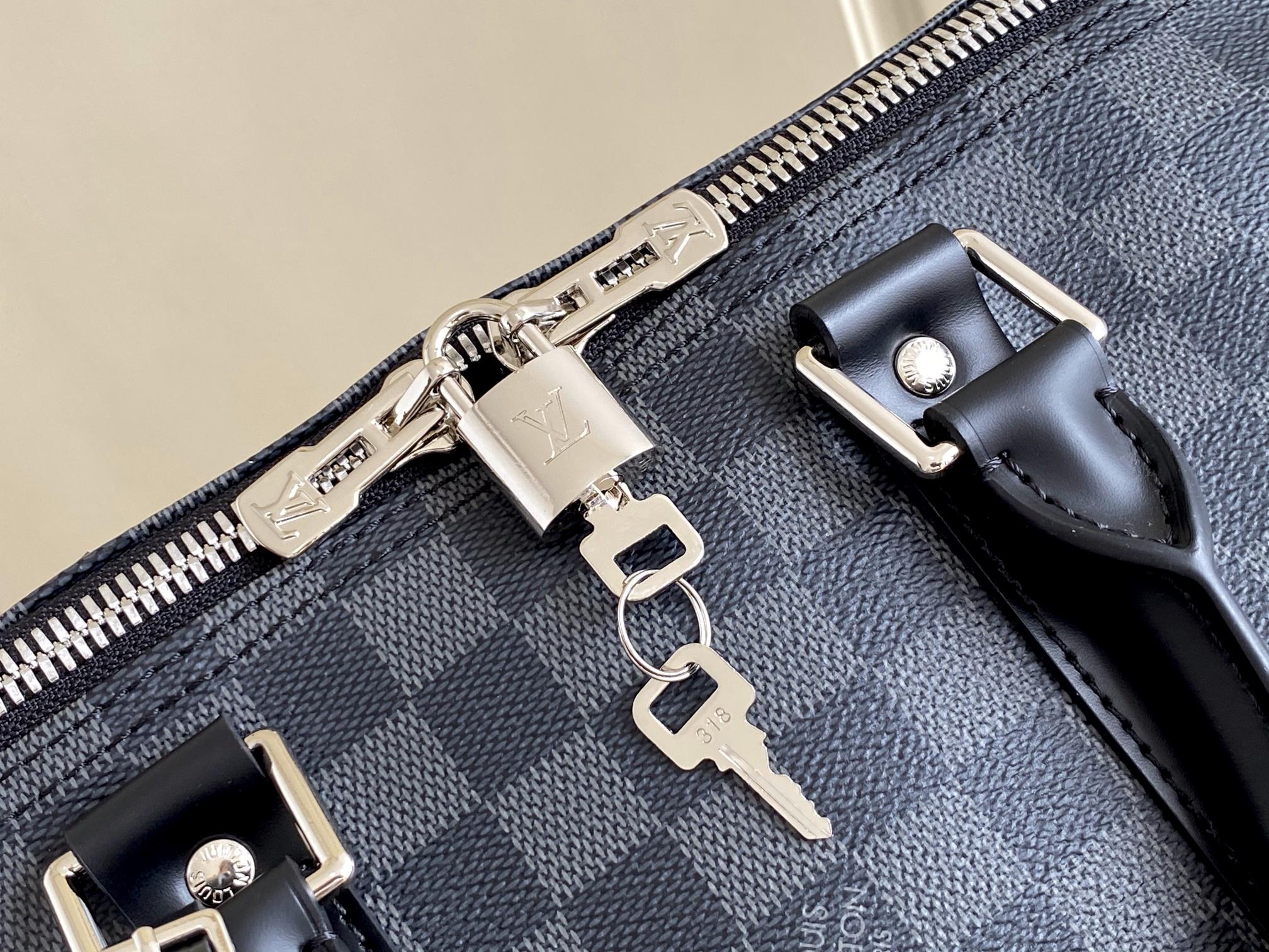 LuxluxHouse Best Quality Bags Louis Vuitton Men