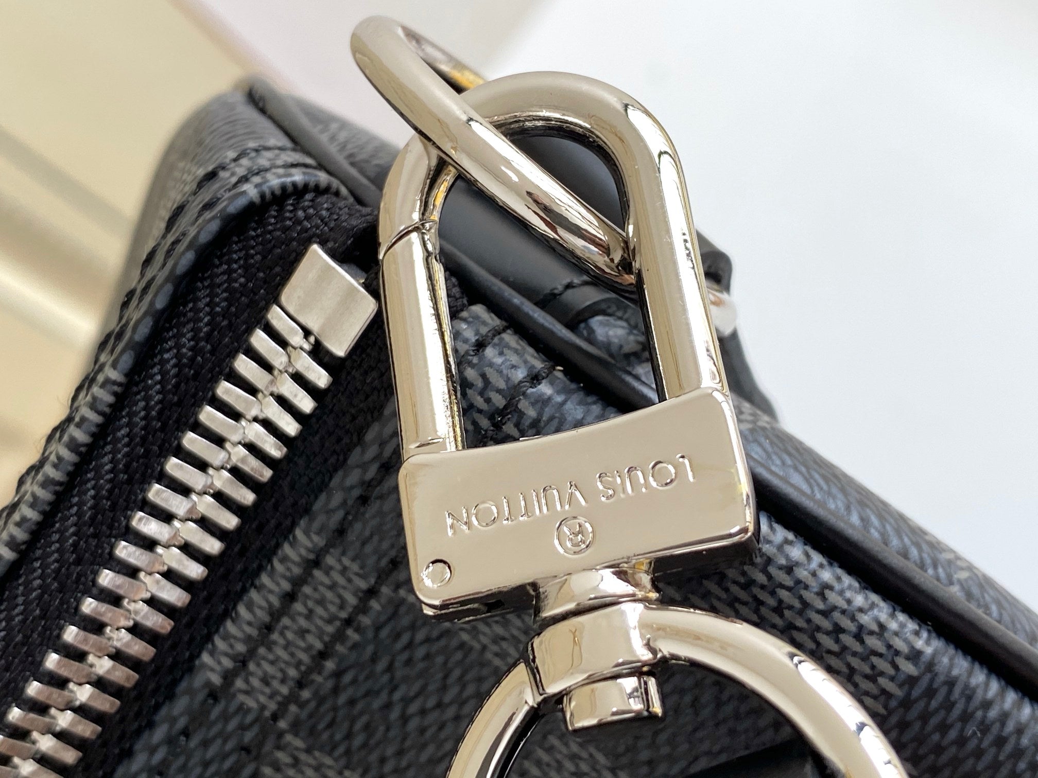 LuxluxHouse Best Quality Bags Louis Vuitton Men
