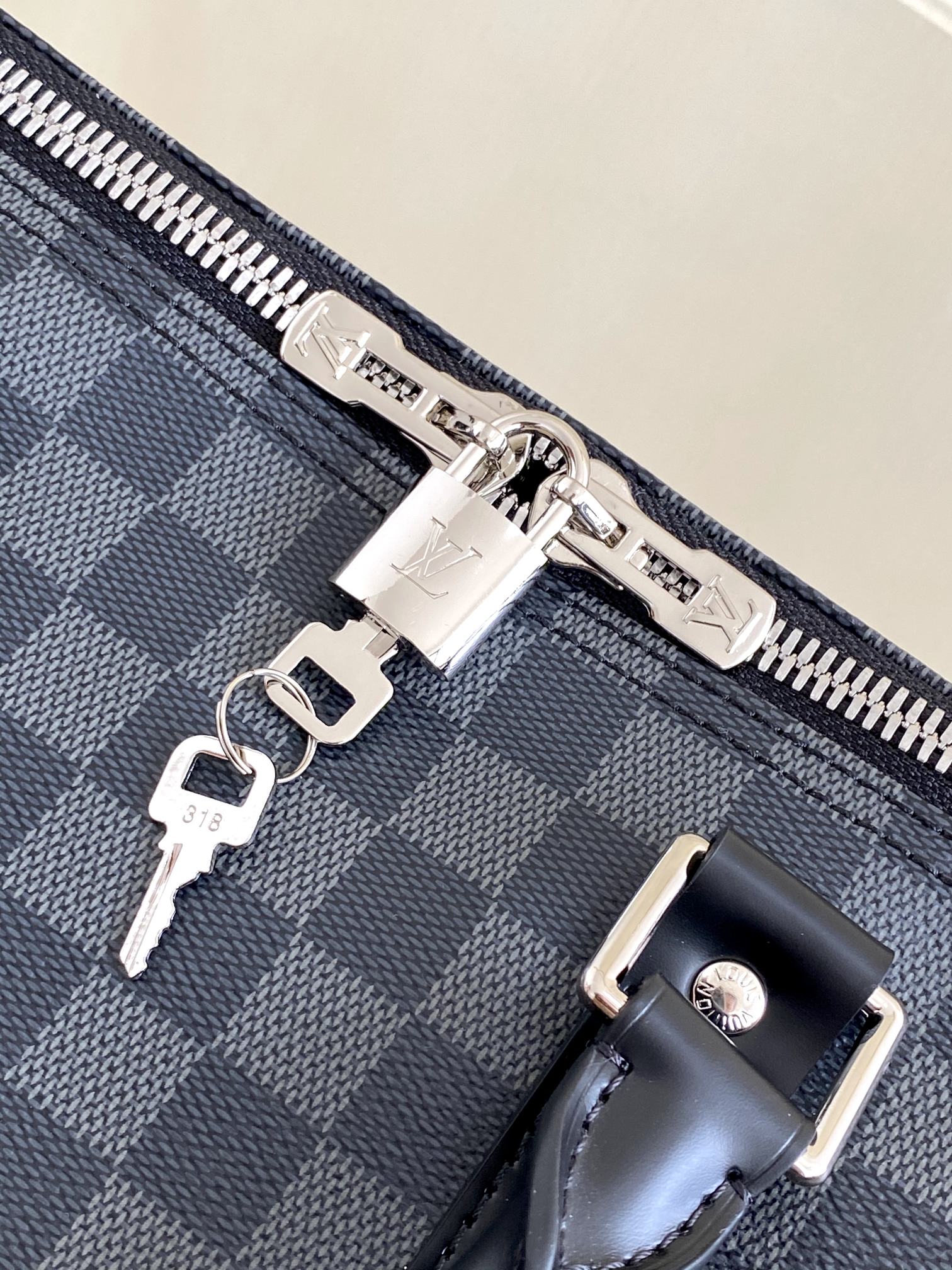 LuxluxHouse Best Quality Bags Louis Vuitton Men