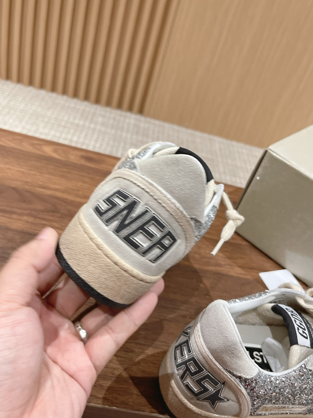 LuxluxHouse Best Quality Shoes Golden Goose