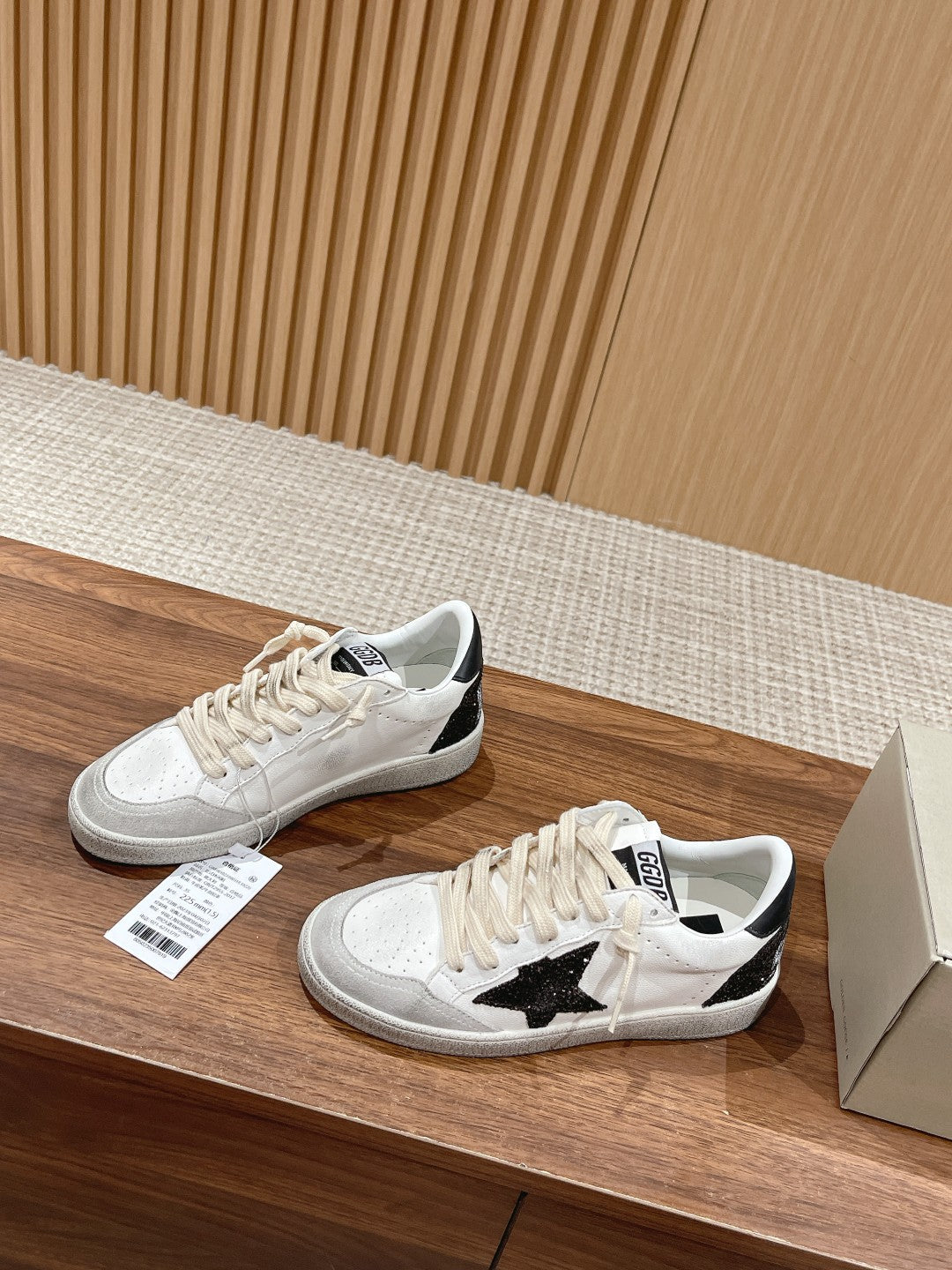 LuxluxHouse Best Quality Shoes Golden Goose