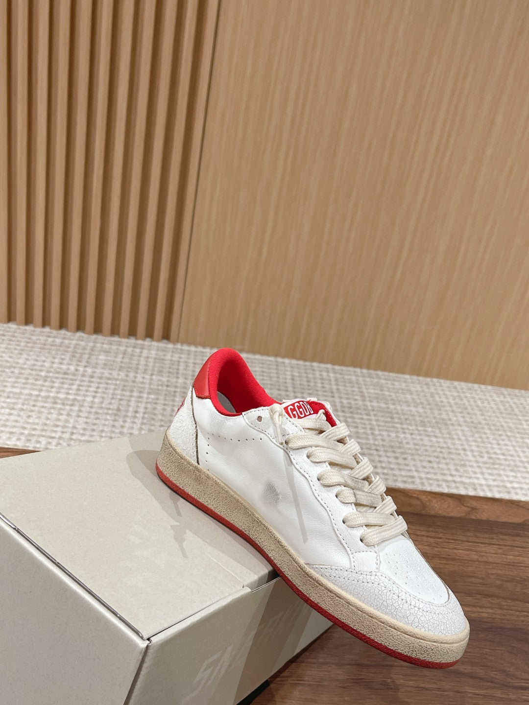 LuxluxHouse Best Quality Shoes Golden Goose