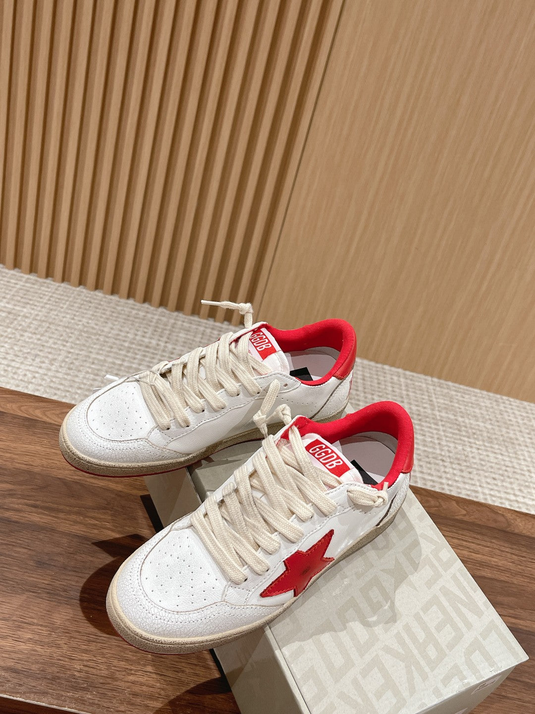 LuxluxHouse Best Quality Shoes Golden Goose