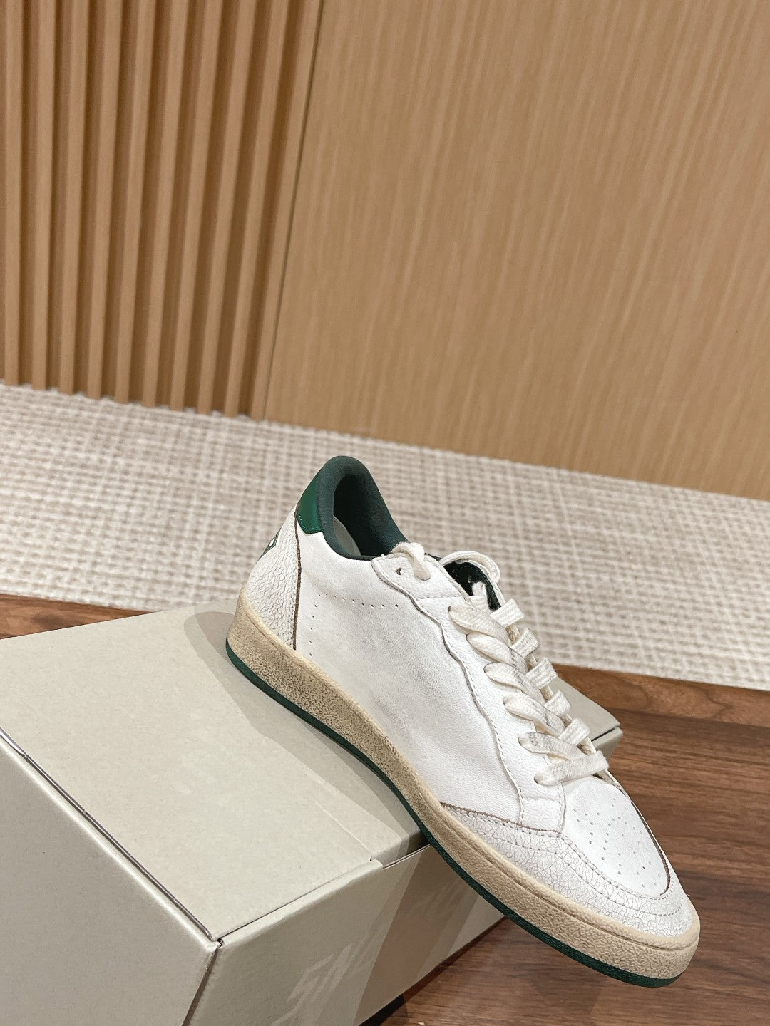LuxluxHouse Best Quality Shoes Golden Goose
