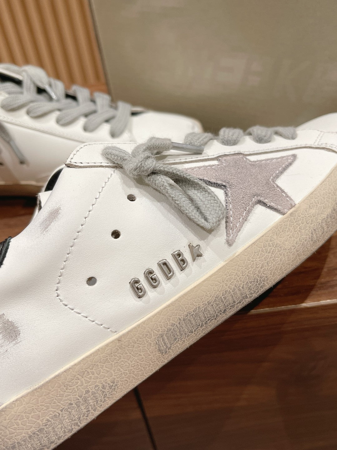 LuxluxHouse Best Quality Shoes Golden Goose