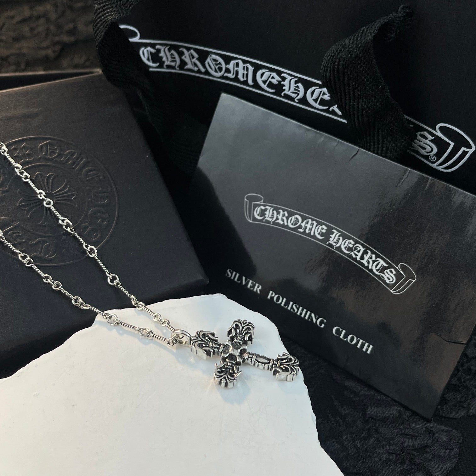 LuxluxHouse Best Quality Accessories Necklace Chrome Hearts