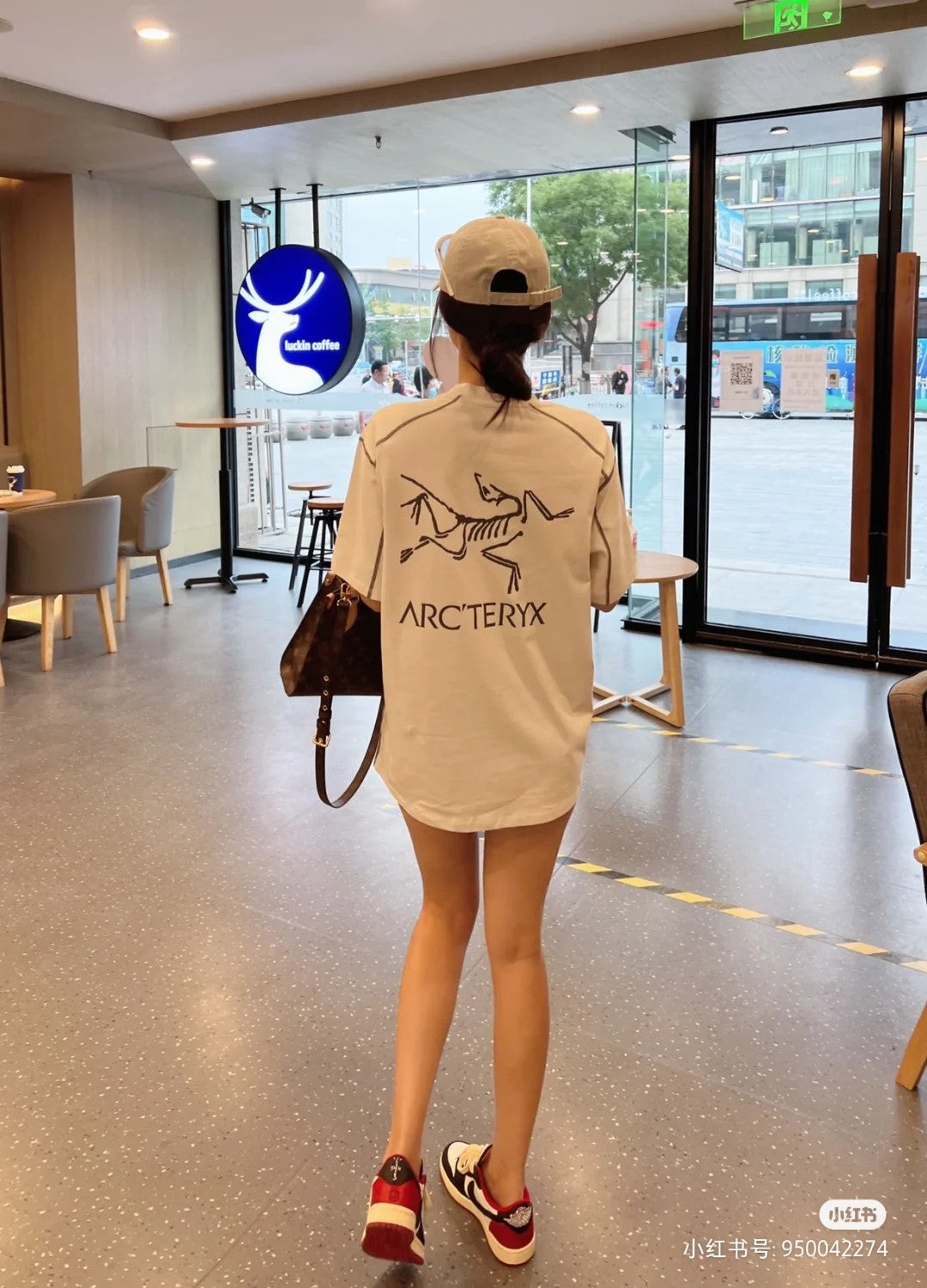 LuxluxHouse Best Quality Clothes T-shirt Arcteryx