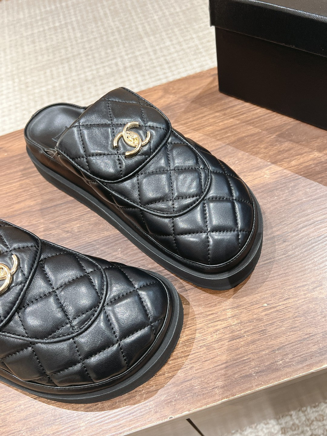 LuxluxHouse Best Quality Chanel Sandals