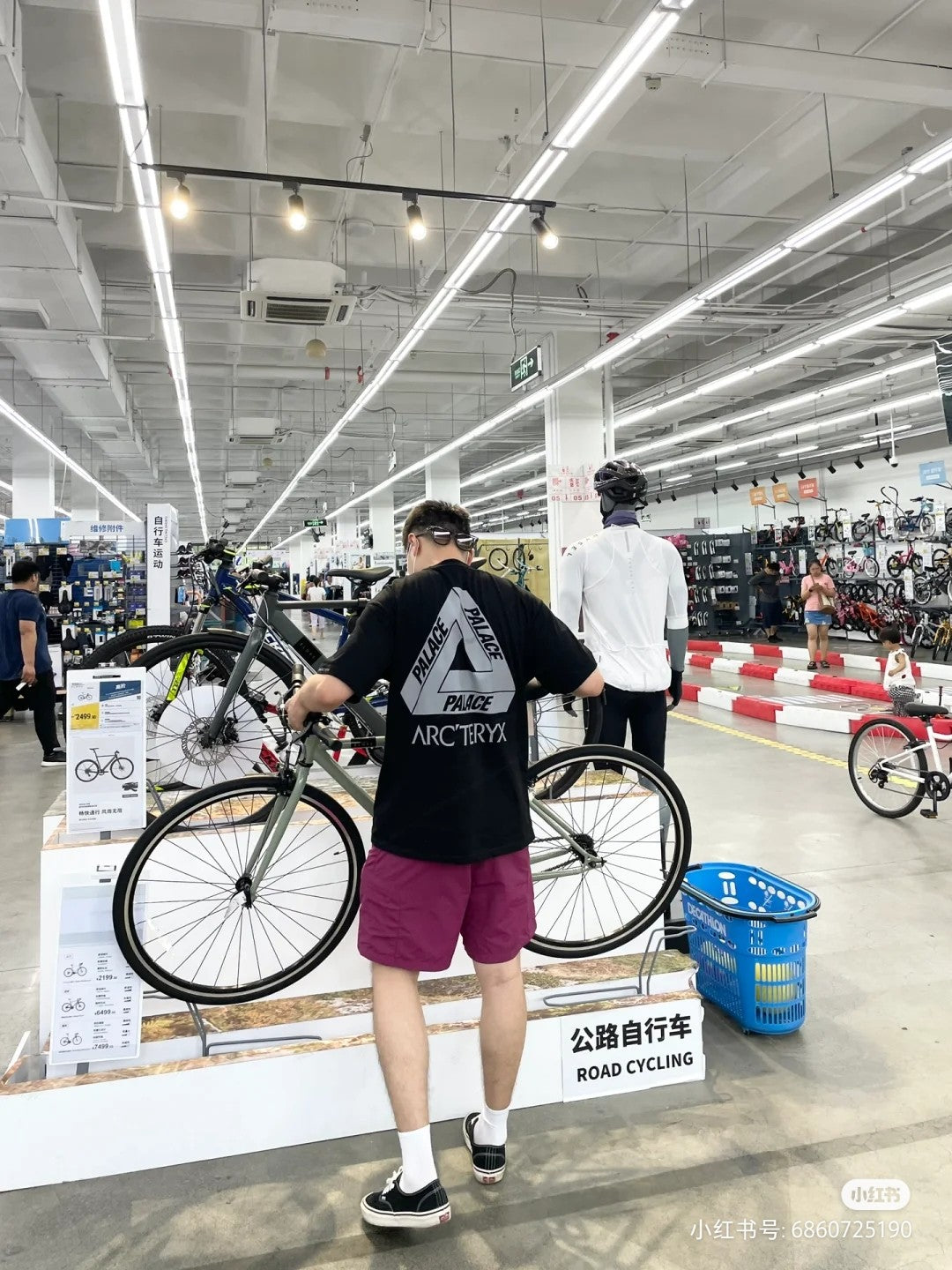 LuxluxHouse Best Quality Clothes T-shirt Arcteryx