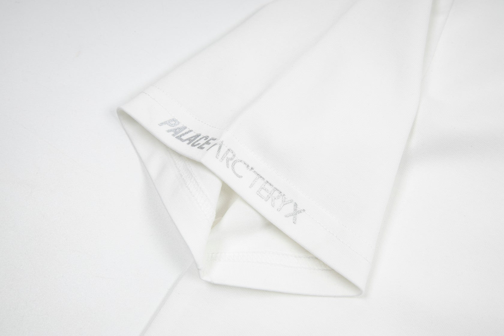 LuxluxHouse Best Quality Clothes T-shirt Arcteryx