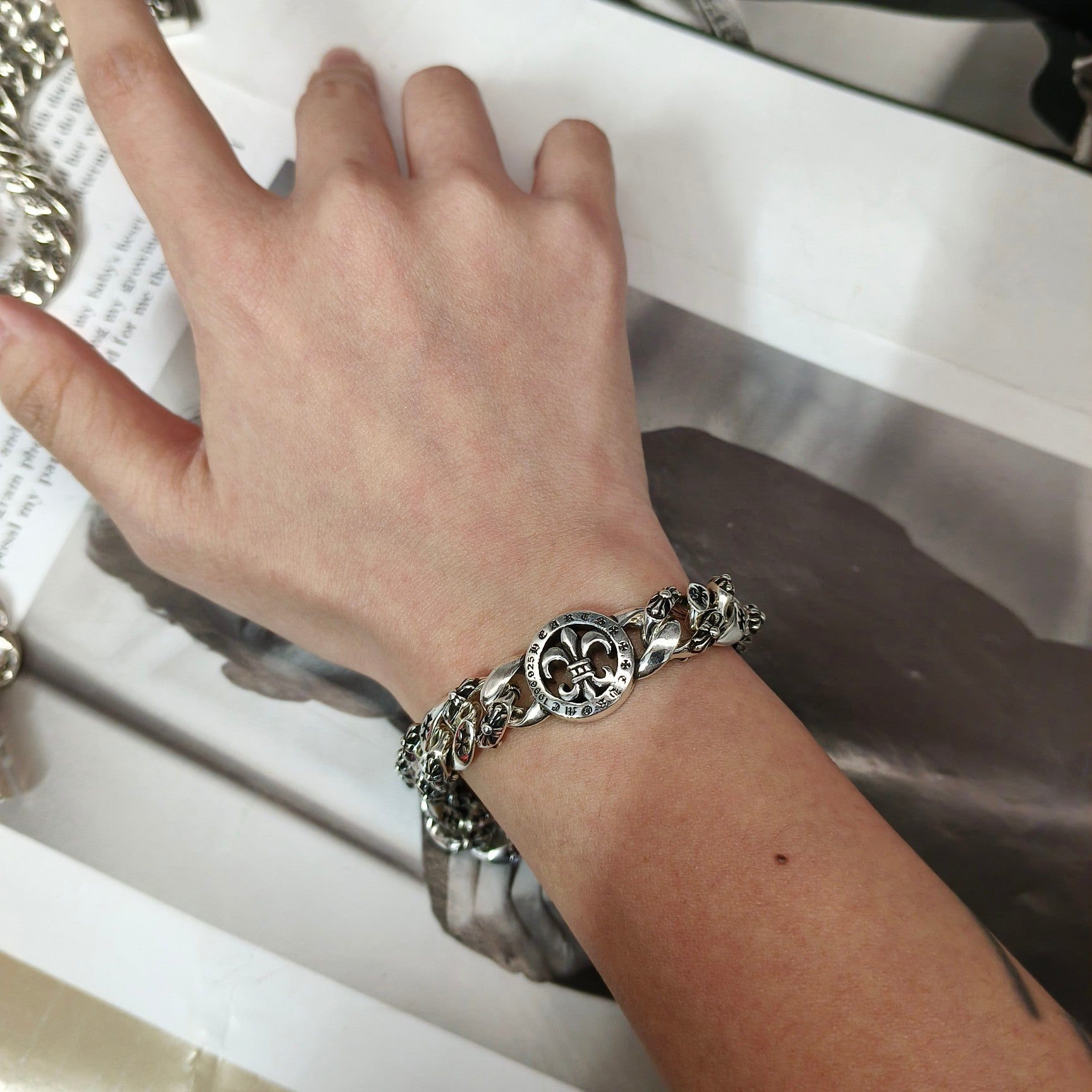 LuxluxHouse Best Quality Accessories Bracelet Chrome Hearts