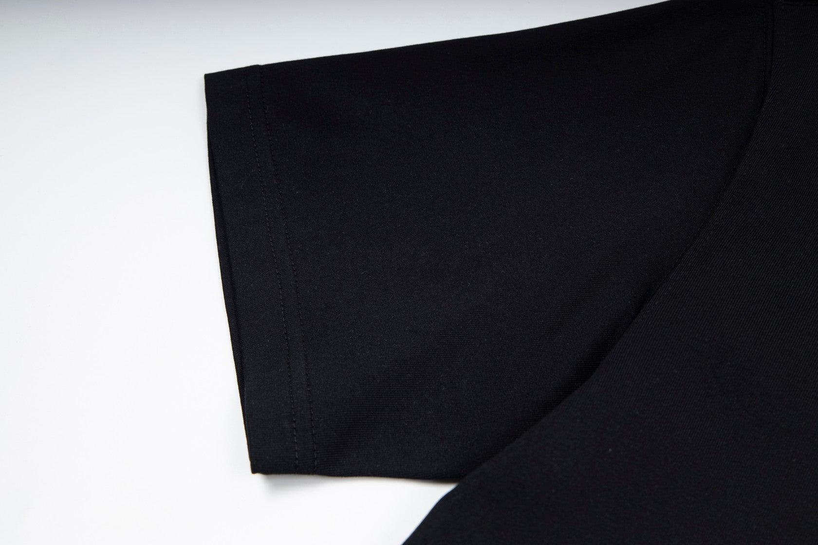 LuxluxHouse Best Quality Clothes T-shirt Arcteryx