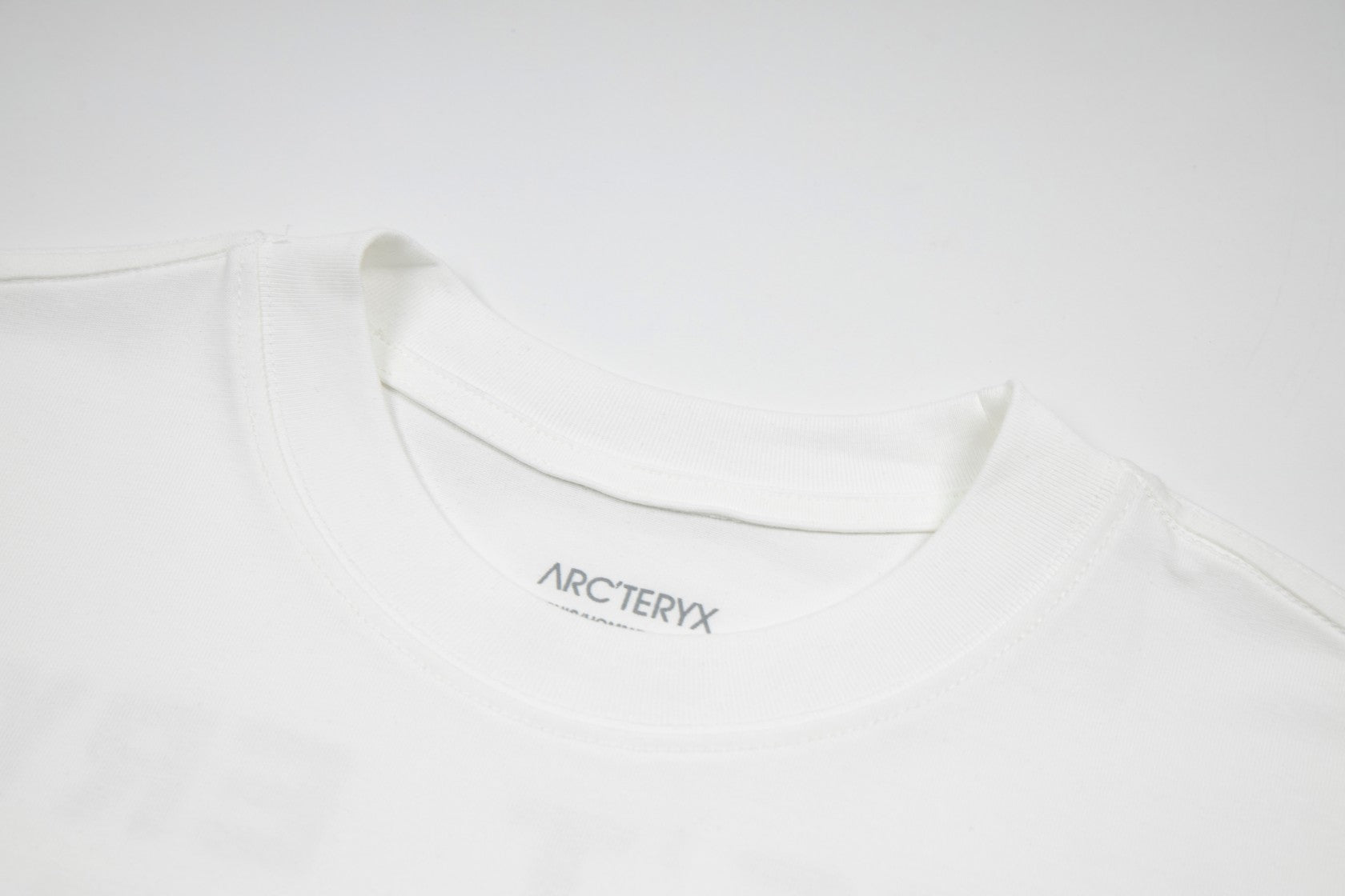 LuxluxHouse Best Quality Clothes T-shirt Arcteryx