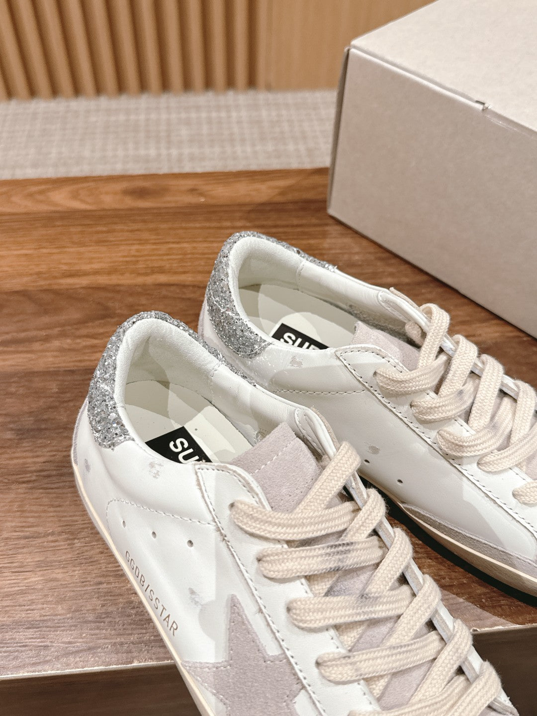 LuxluxHouse Best Quality Shoes Golden Goose