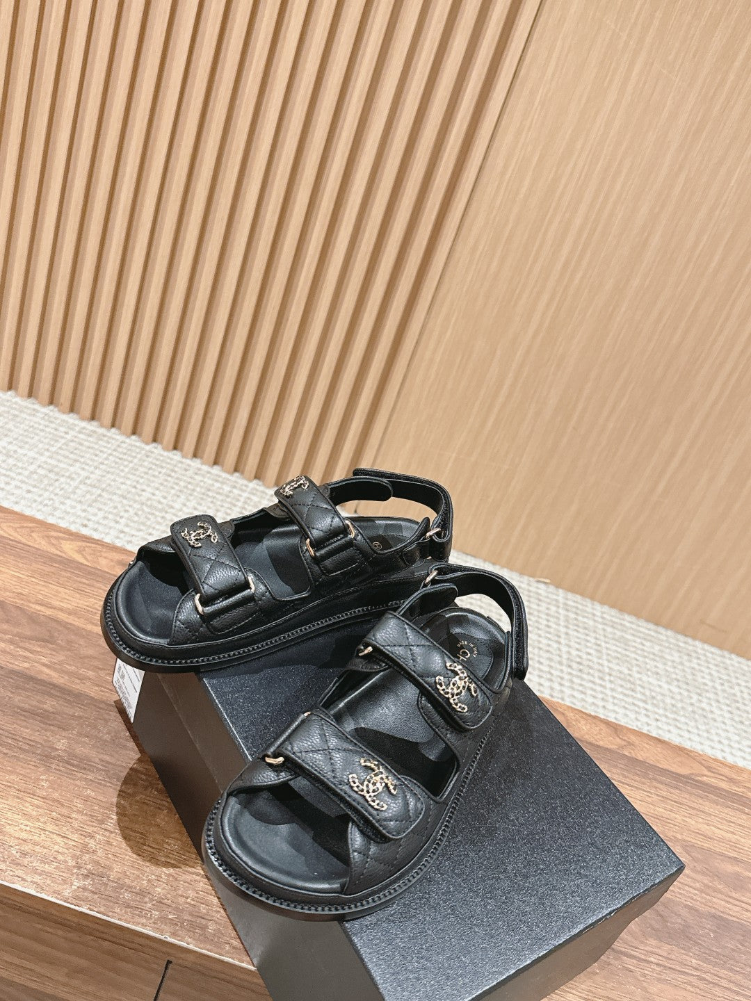 LuxluxHouse Best Quality Chanel Sandals