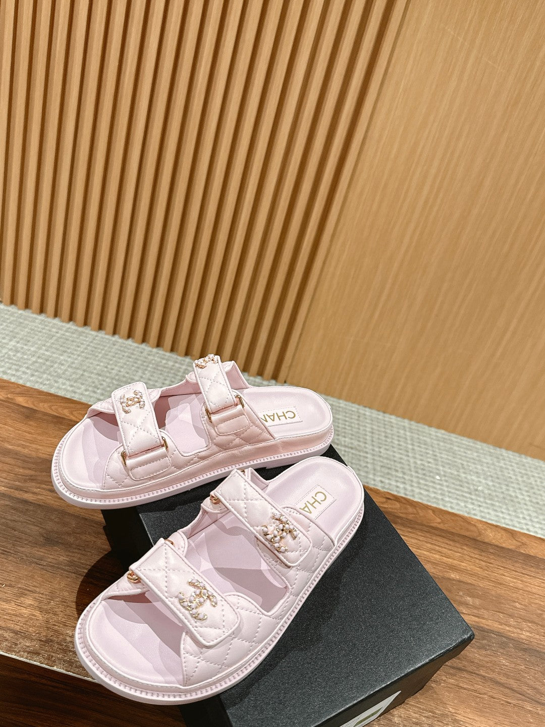 LuxluxHouse Best Quality Chanel Sandals