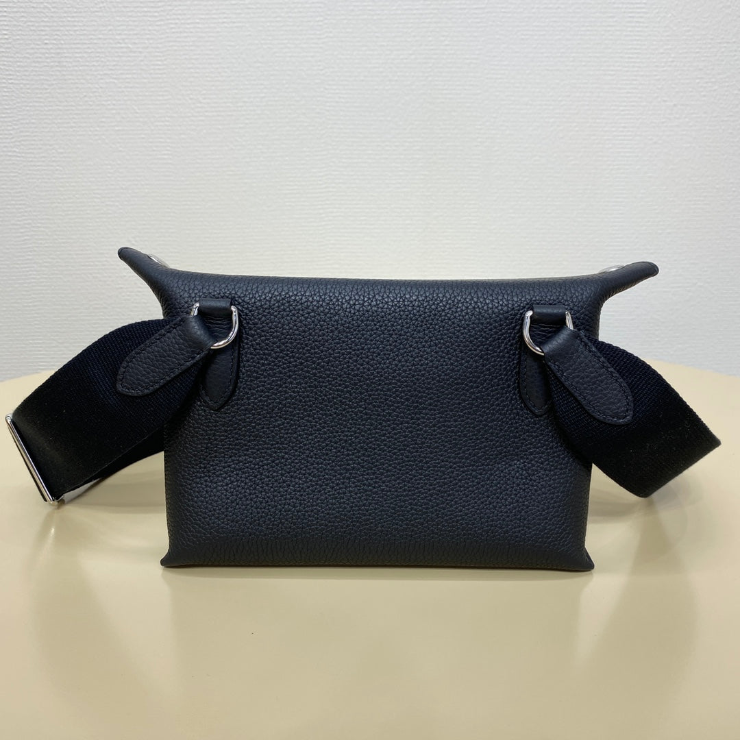 LuxluxHouse Best Quality Bags Women Men Hermes