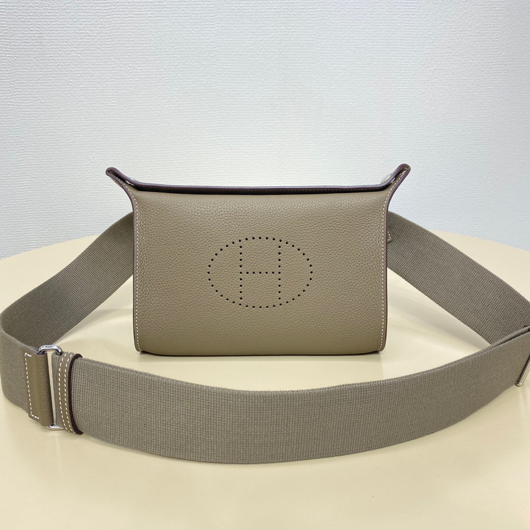LuxluxHouse Best Quality Bags Women Men Hermes