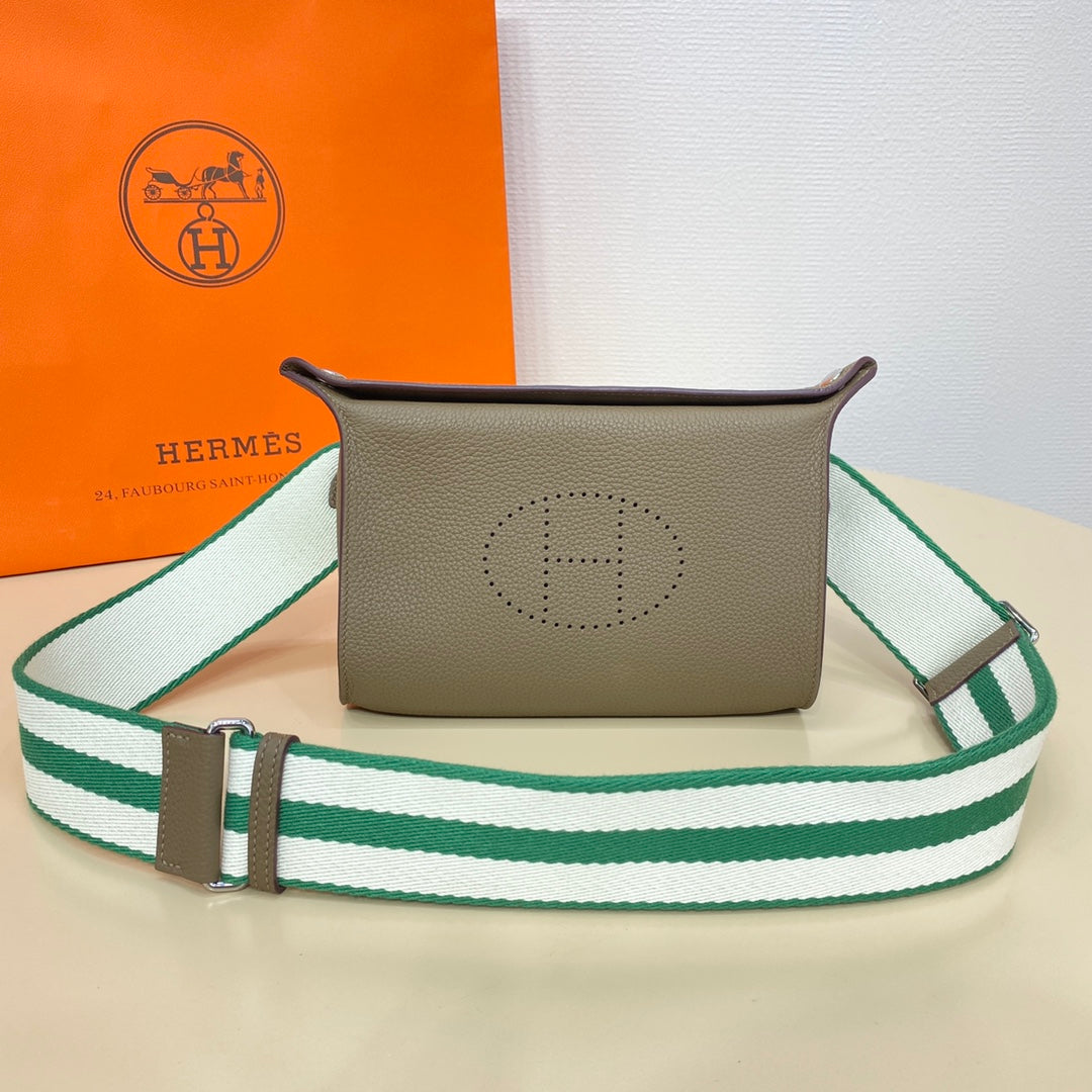 LuxluxHouse Best Quality Bags Women Men Hermes