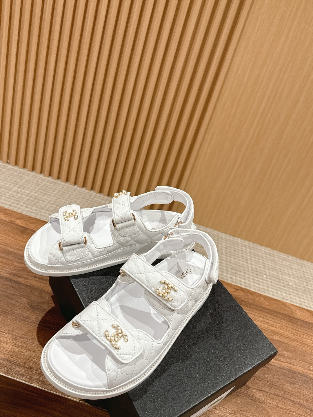 LuxluxHouse Best Quality Chanel Sandals