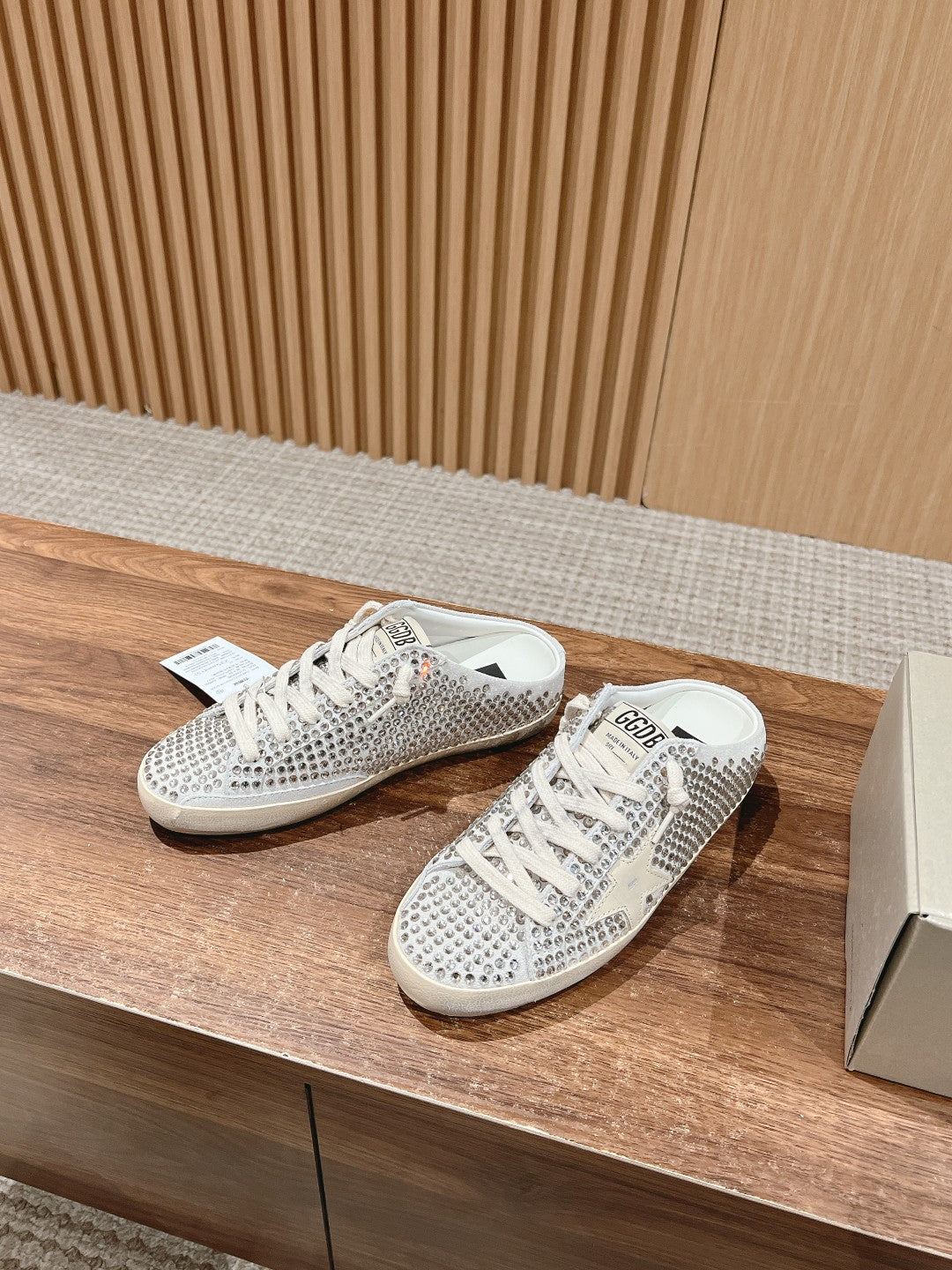 LuxluxHouse Best Quality Shoes Golden Goose