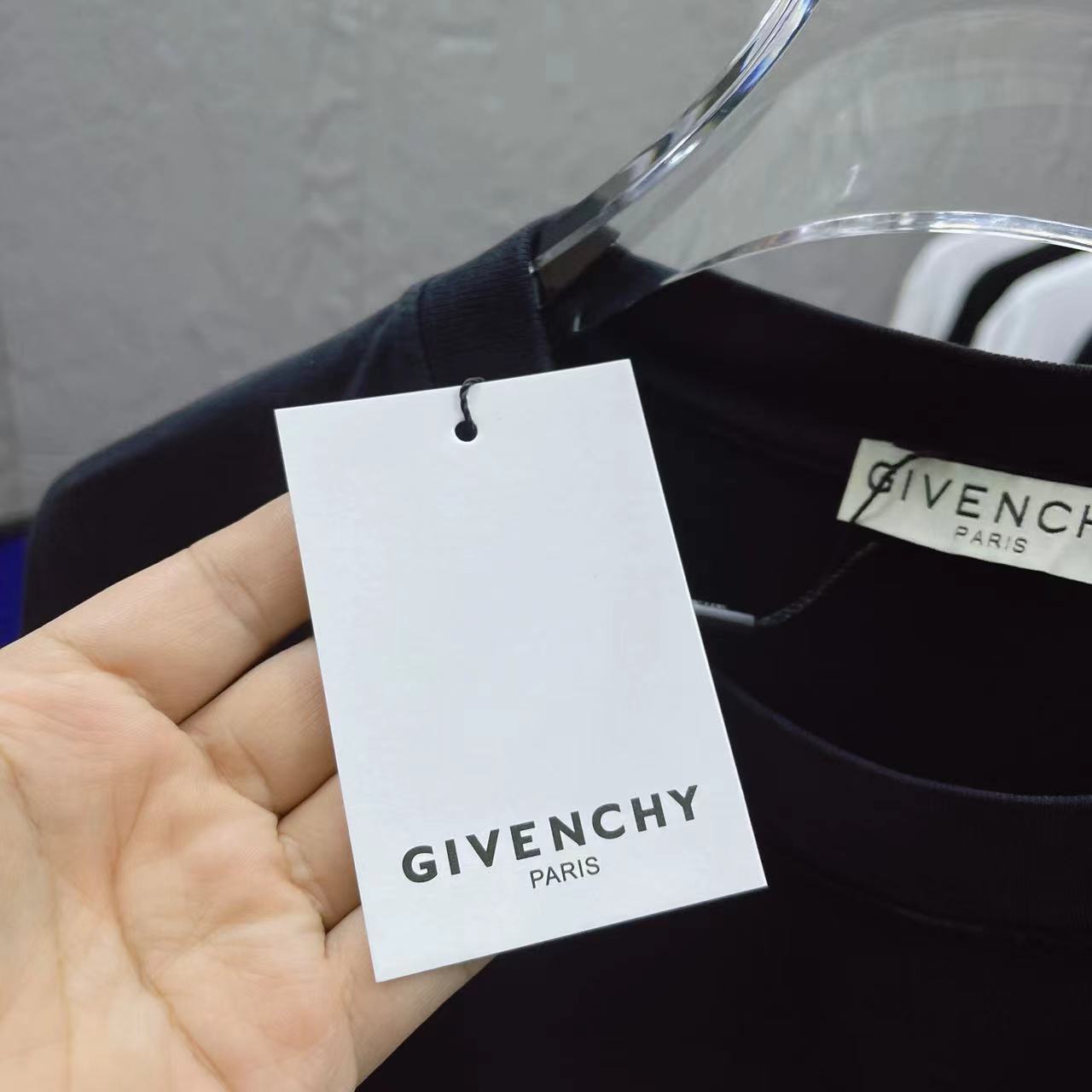 LuxluxHouse Best Quality Clothes Givenchy T-shirt