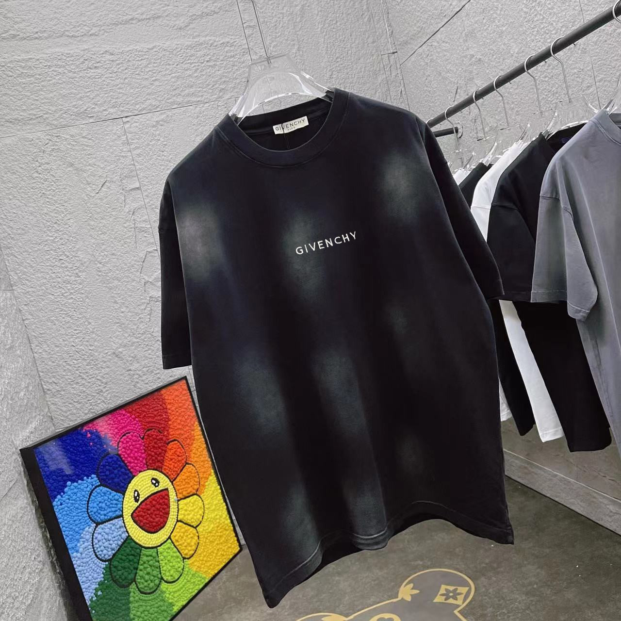 LuxluxHouse Best Quality Clothes Givenchy T-shirt