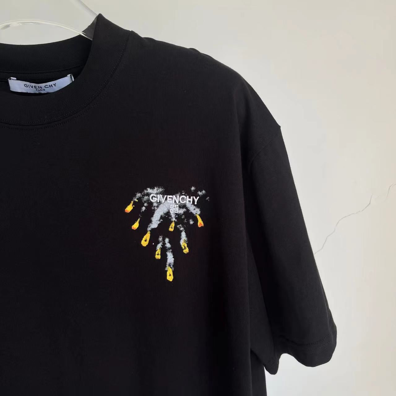 LuxluxHouse Best Quality Clothes Givenchy T-shirt