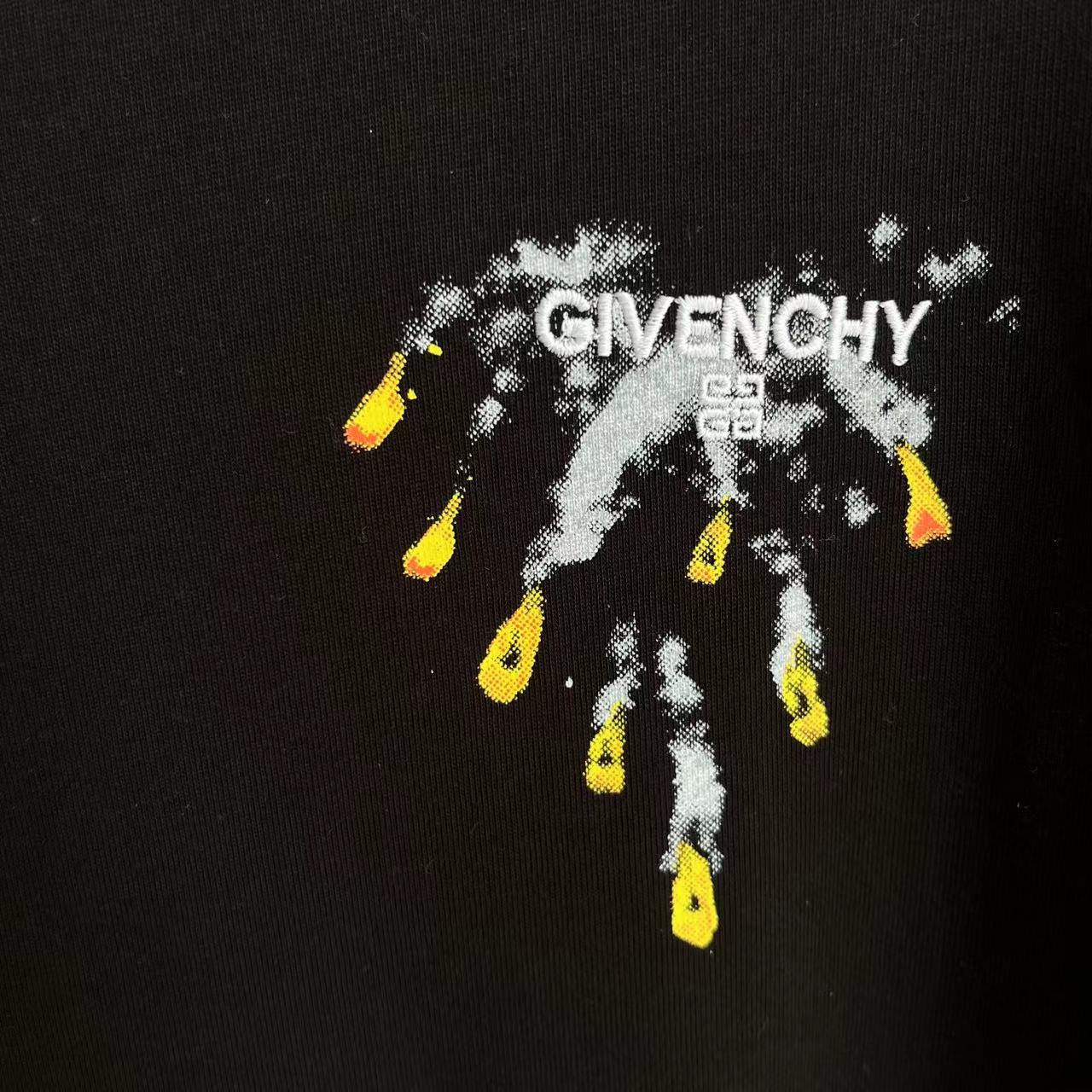 LuxluxHouse Best Quality Clothes Givenchy T-shirt