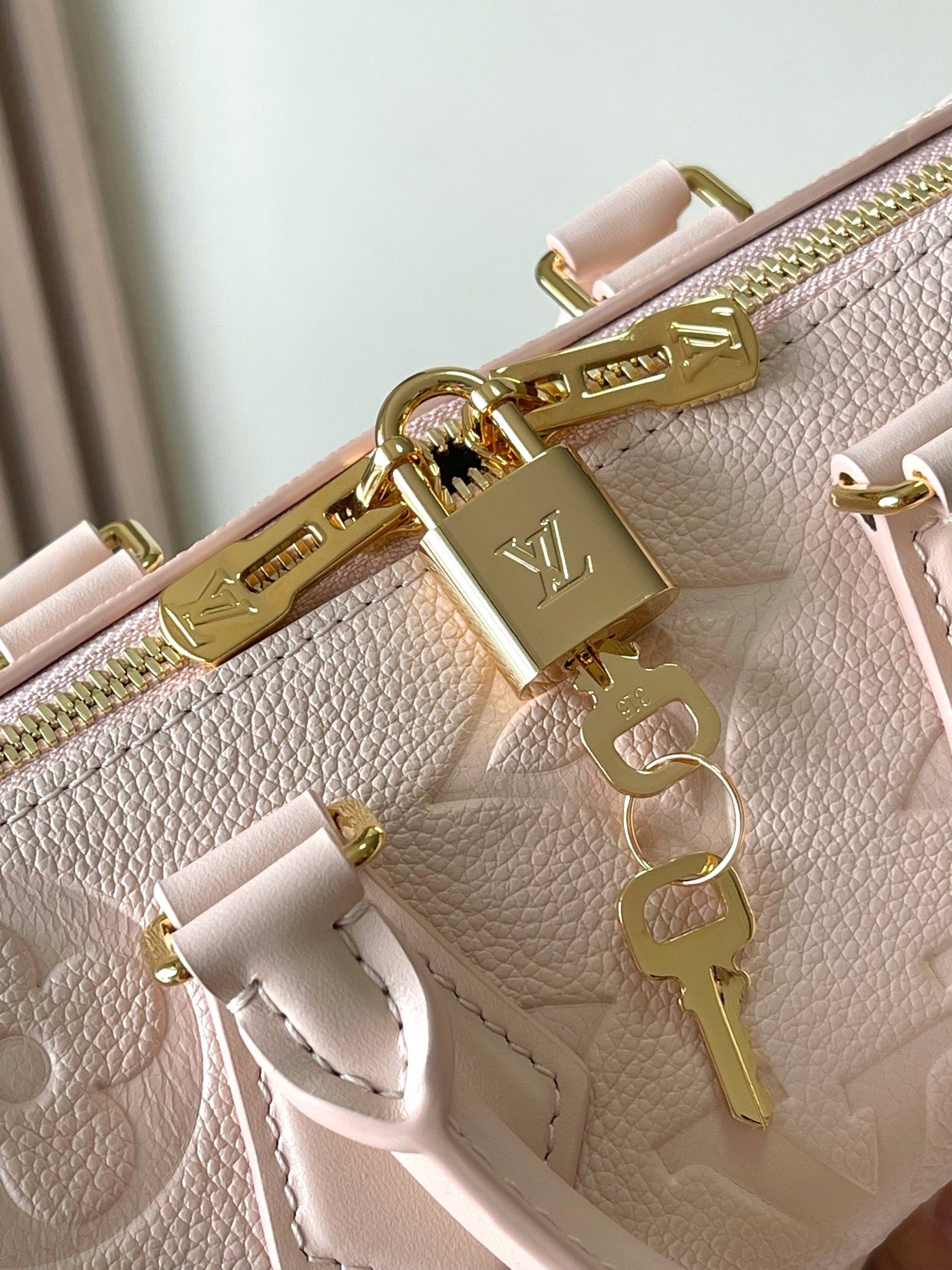LuxluxHouse Best Quality Bags Best Louis Vuitton Women