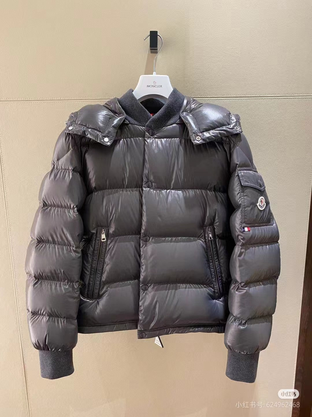 LuxluxHouse Best Quality Clothes Moncler