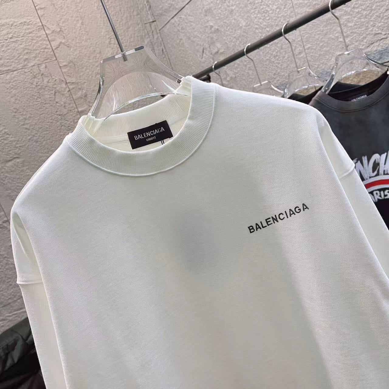 LuxluxHouse Best Quality Clothes Balenciaga Hoodie & Sweater