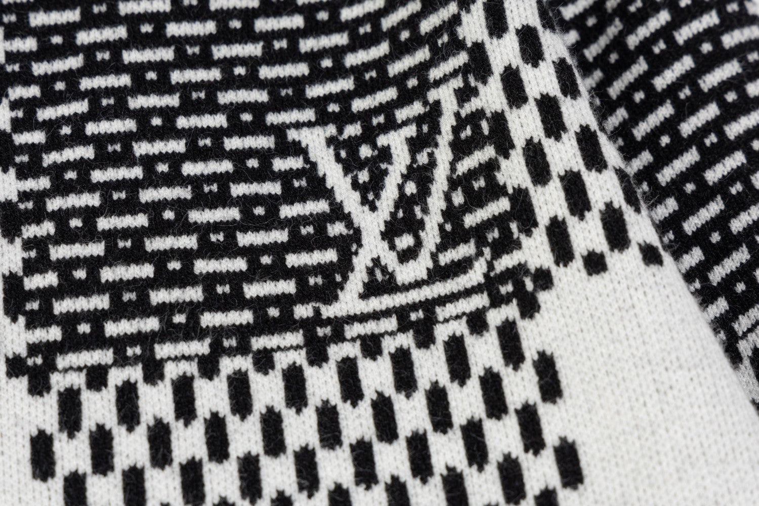 LuxluxHouse Best Quality Clothes Hoodie & Sweater Louis Vuitton