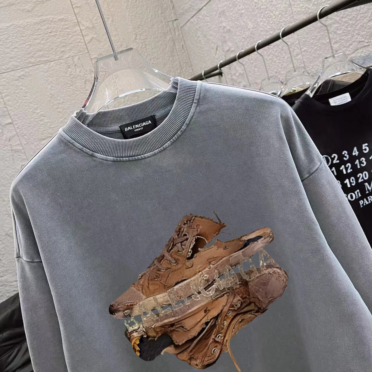 LuxluxHouse Best Quality Clothes Balenciaga Hoodie & Sweater