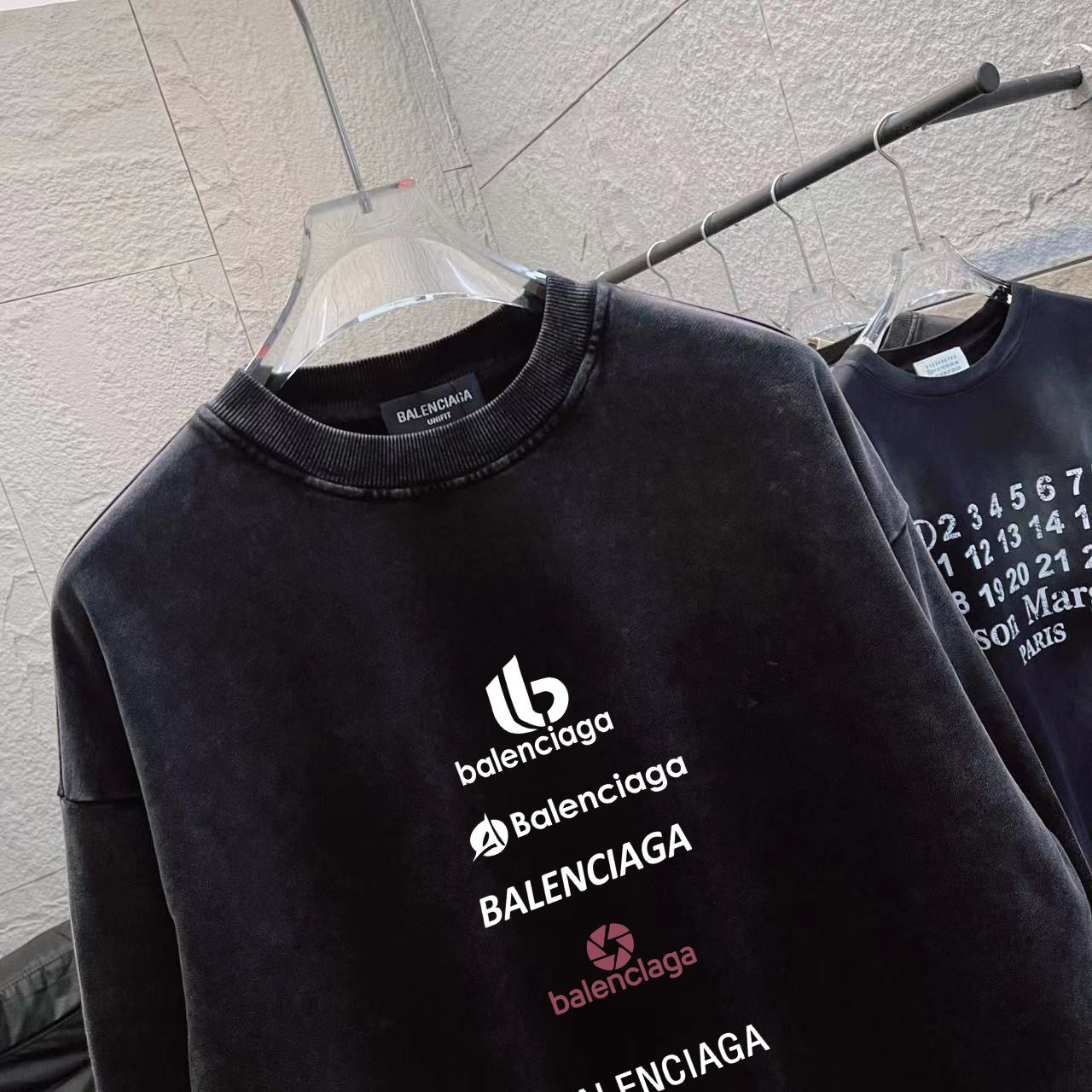 LuxluxHouse Best Quality Clothes Balenciaga Hoodie & Sweater