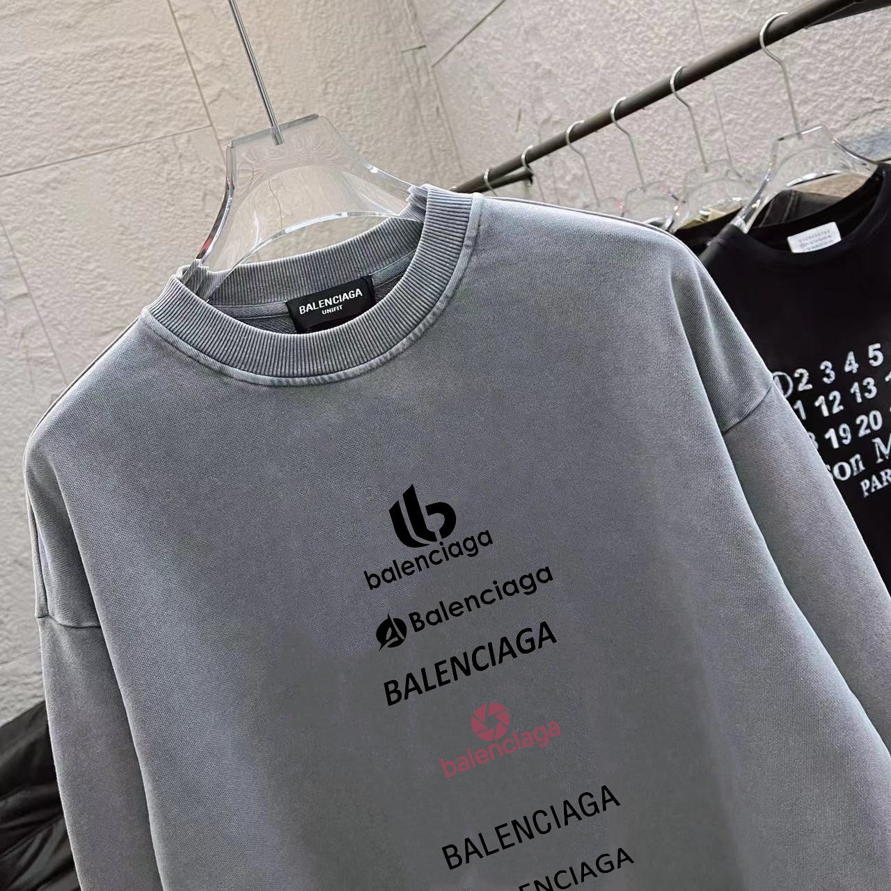 LuxluxHouse Best Quality Clothes Balenciaga Hoodie & Sweater