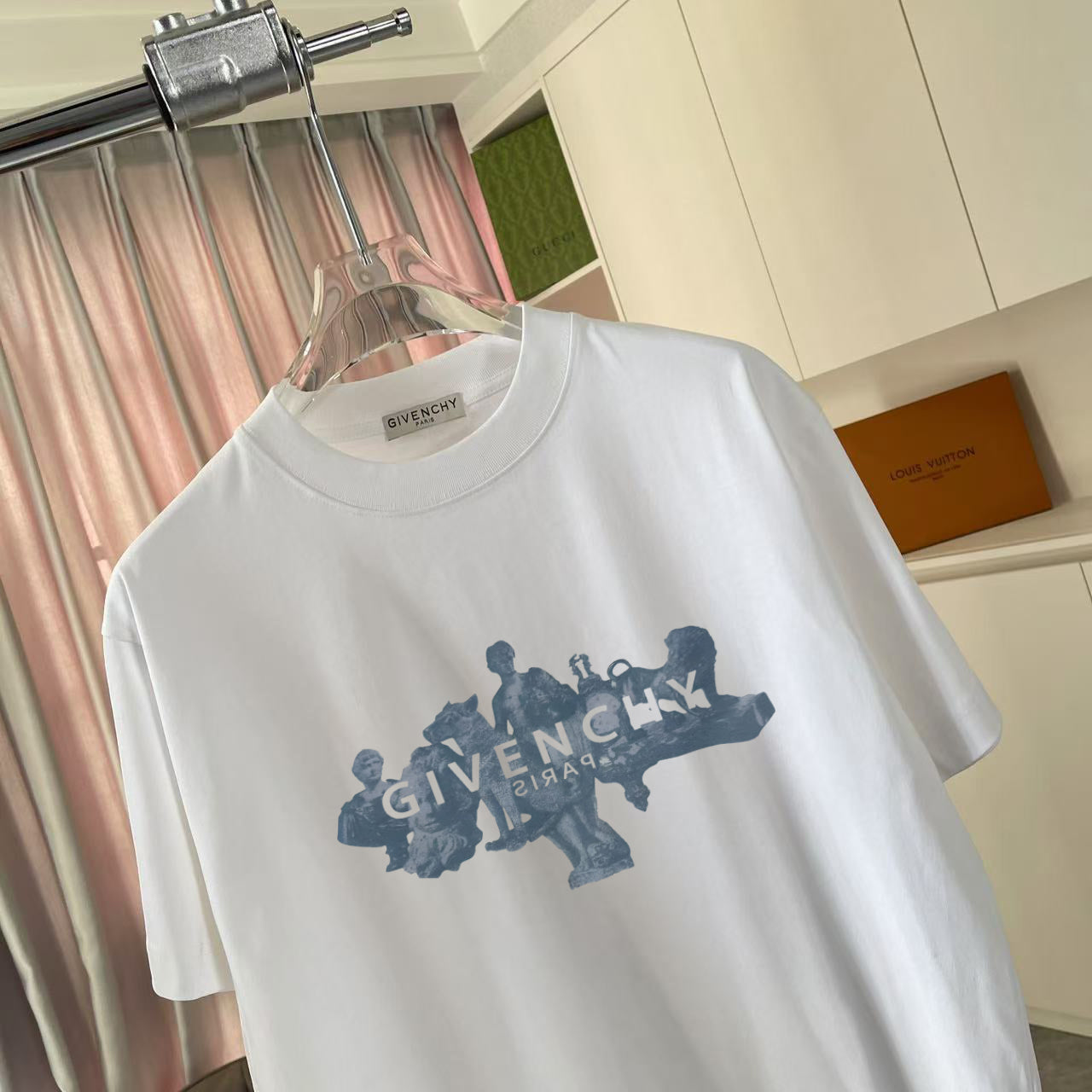 LuxluxHouse Best Quality Clothes Givenchy T-shirt