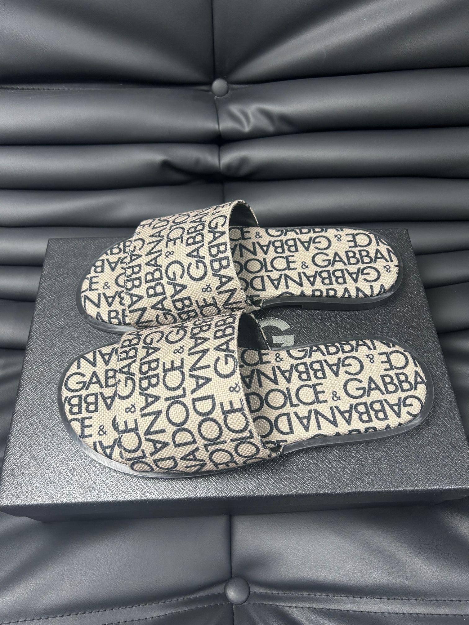 LuxluxHouse Best Quality Sandals Dolce & Gabbana