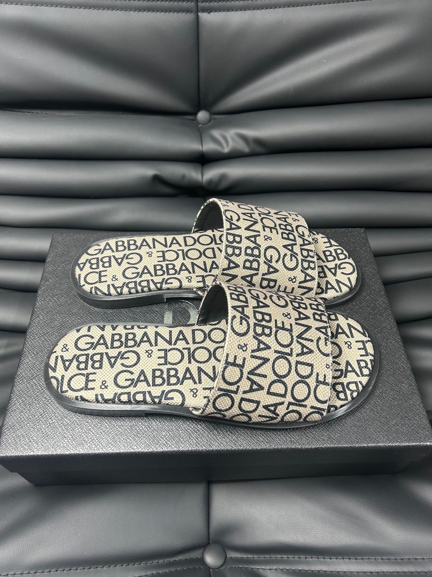 LuxluxHouse Best Quality Sandals Dolce & Gabbana