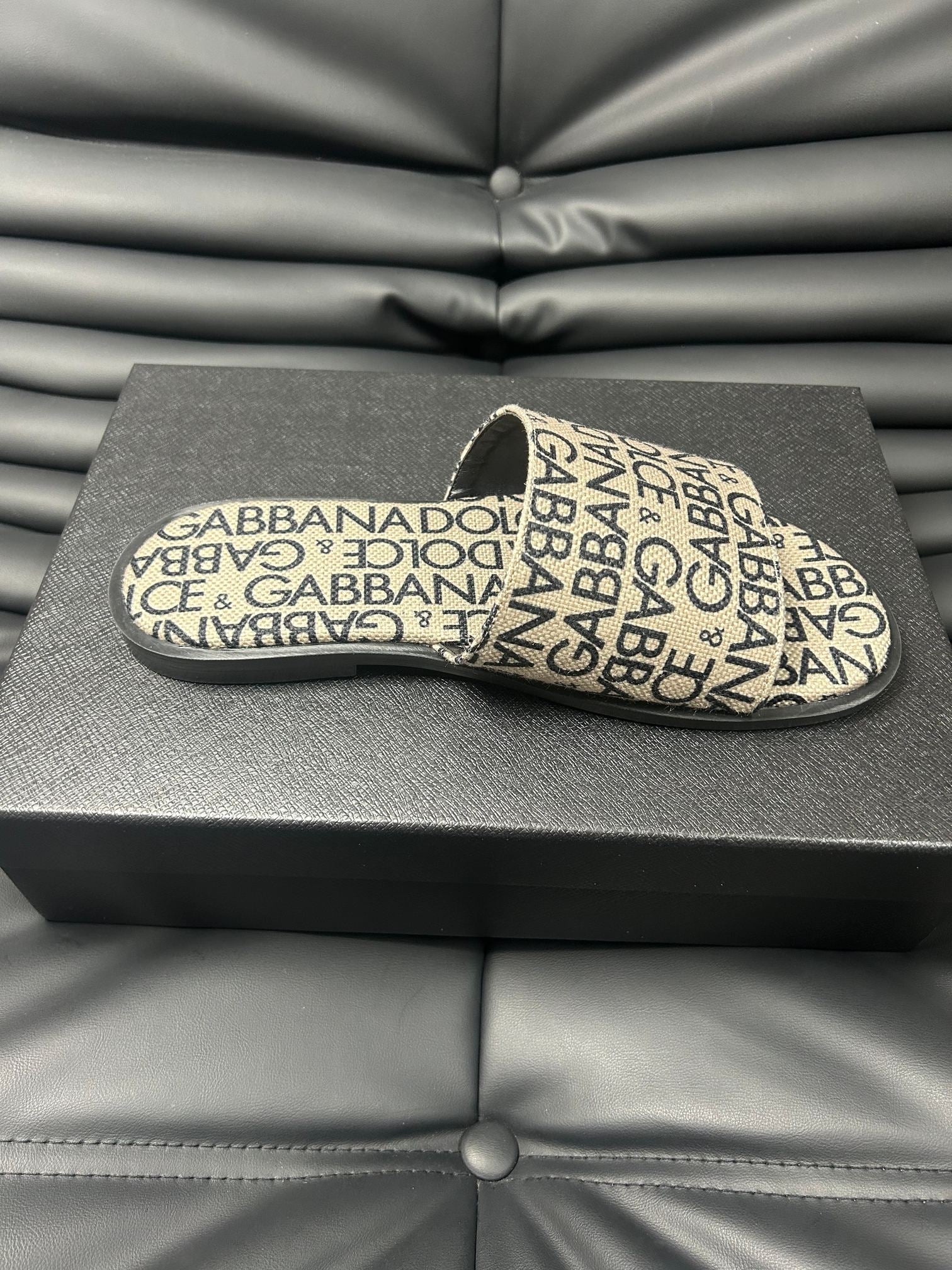 LuxluxHouse Best Quality Sandals Dolce & Gabbana