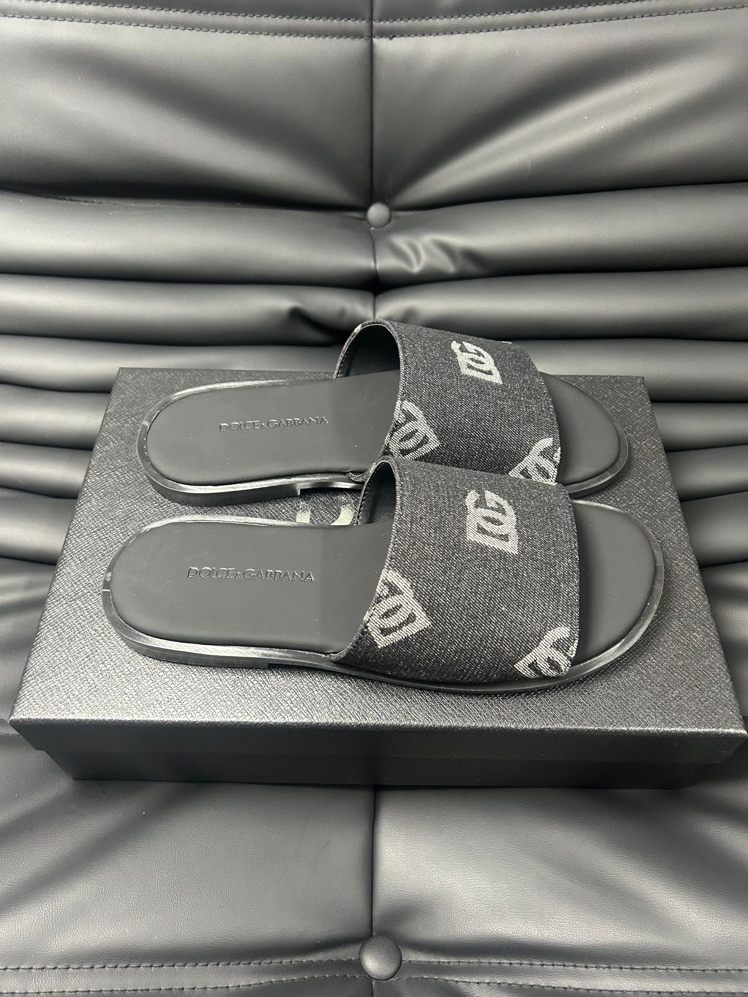 LuxluxHouse Best Quality Sandals Dolce & Gabbana