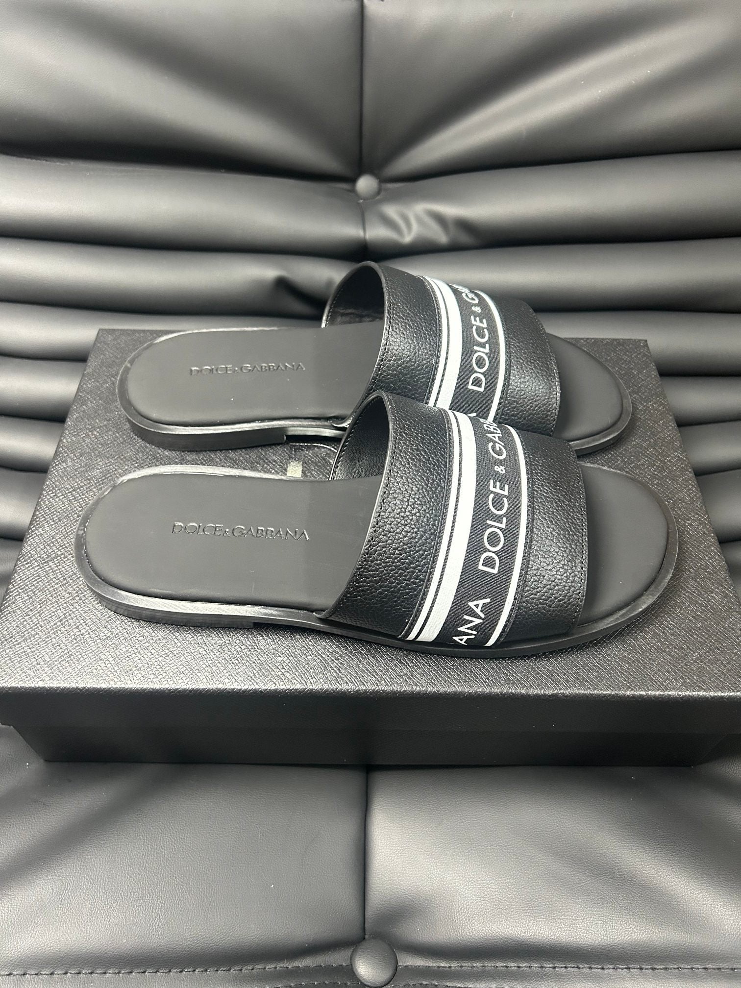 LuxluxHouse Best Quality Sandals Dolce & Gabbana