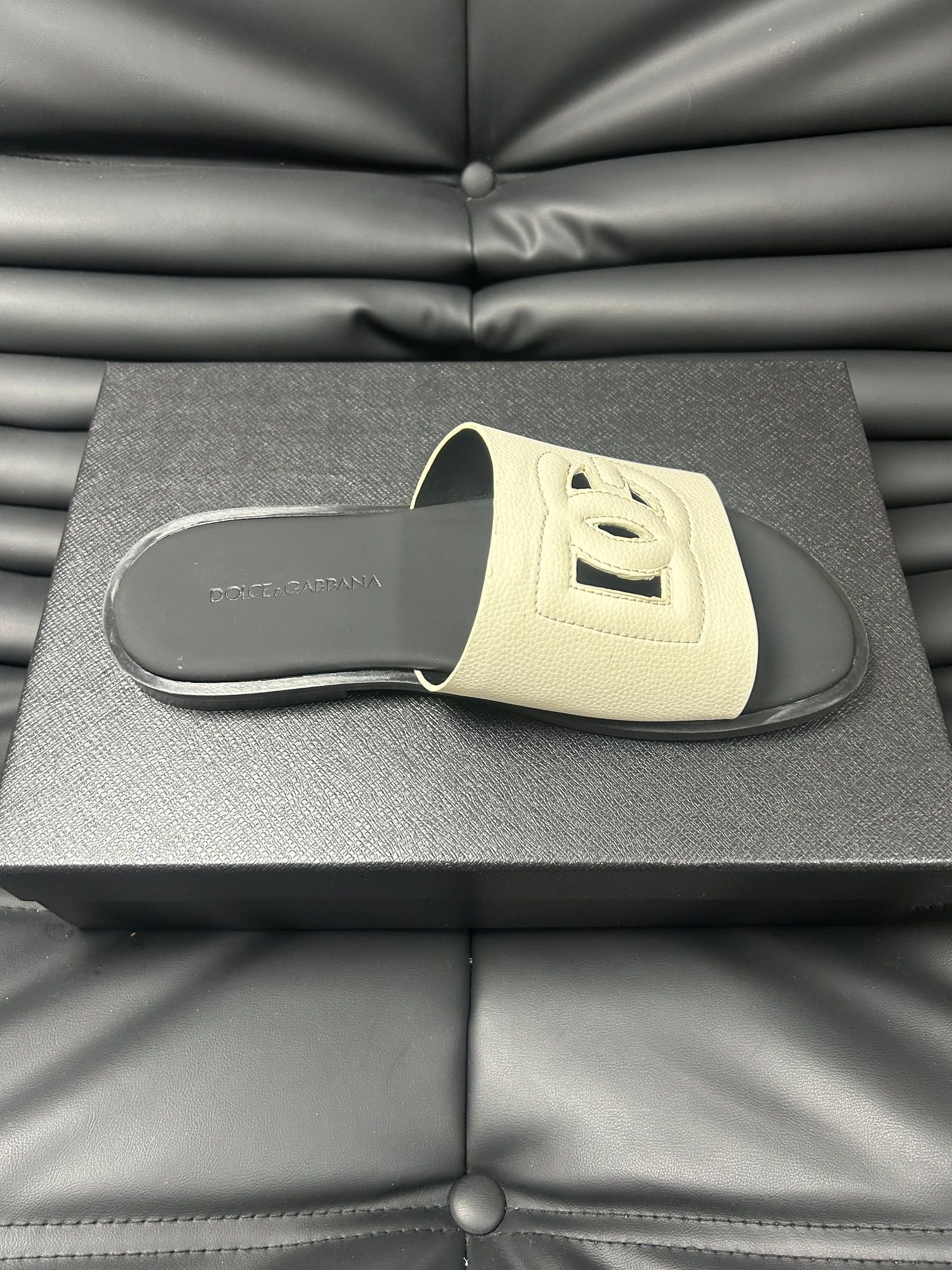 LuxluxHouse Best Quality Sandals Dolce & Gabbana