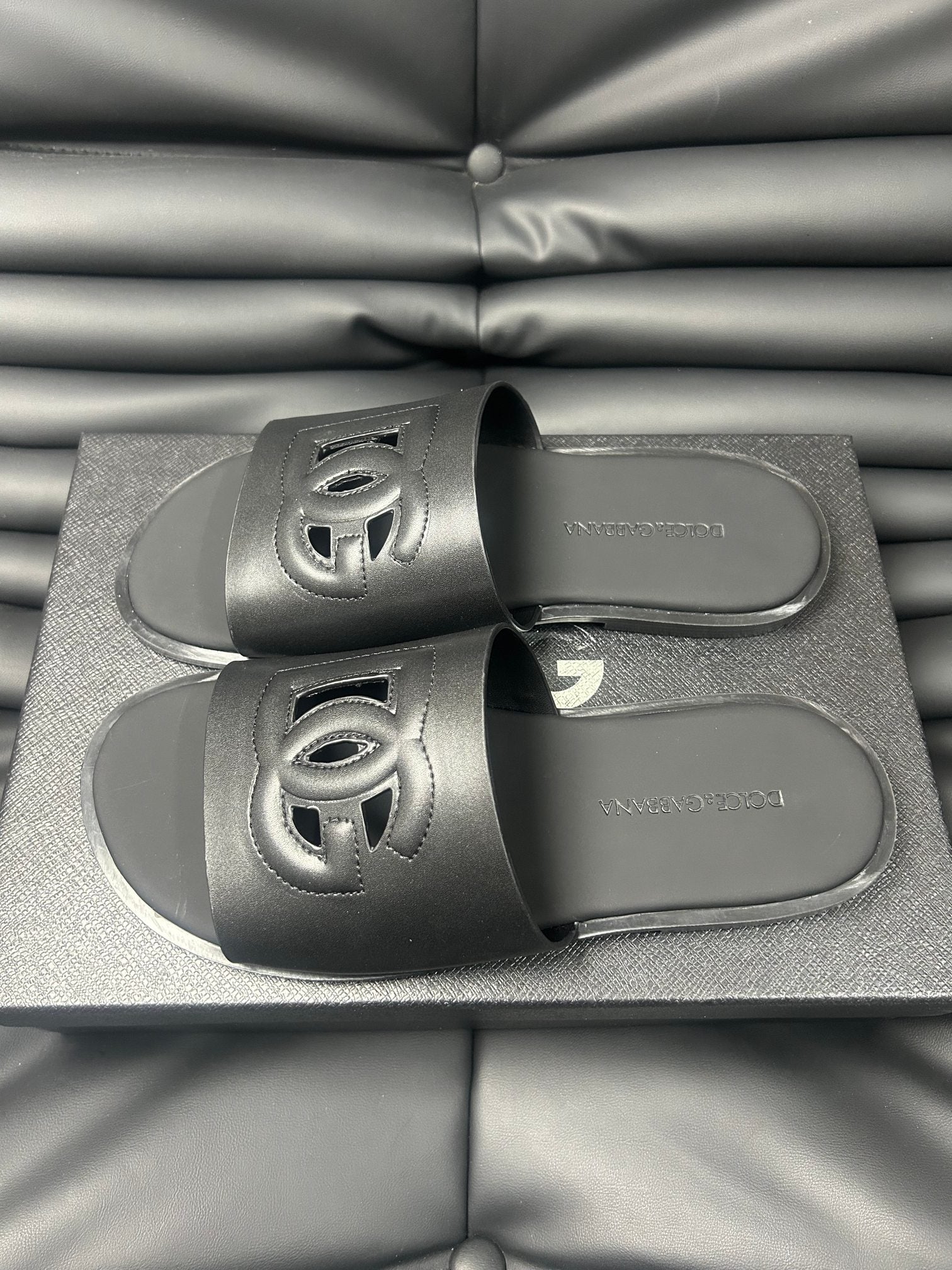 LuxluxHouse Best Quality Sandals Dolce & Gabbana