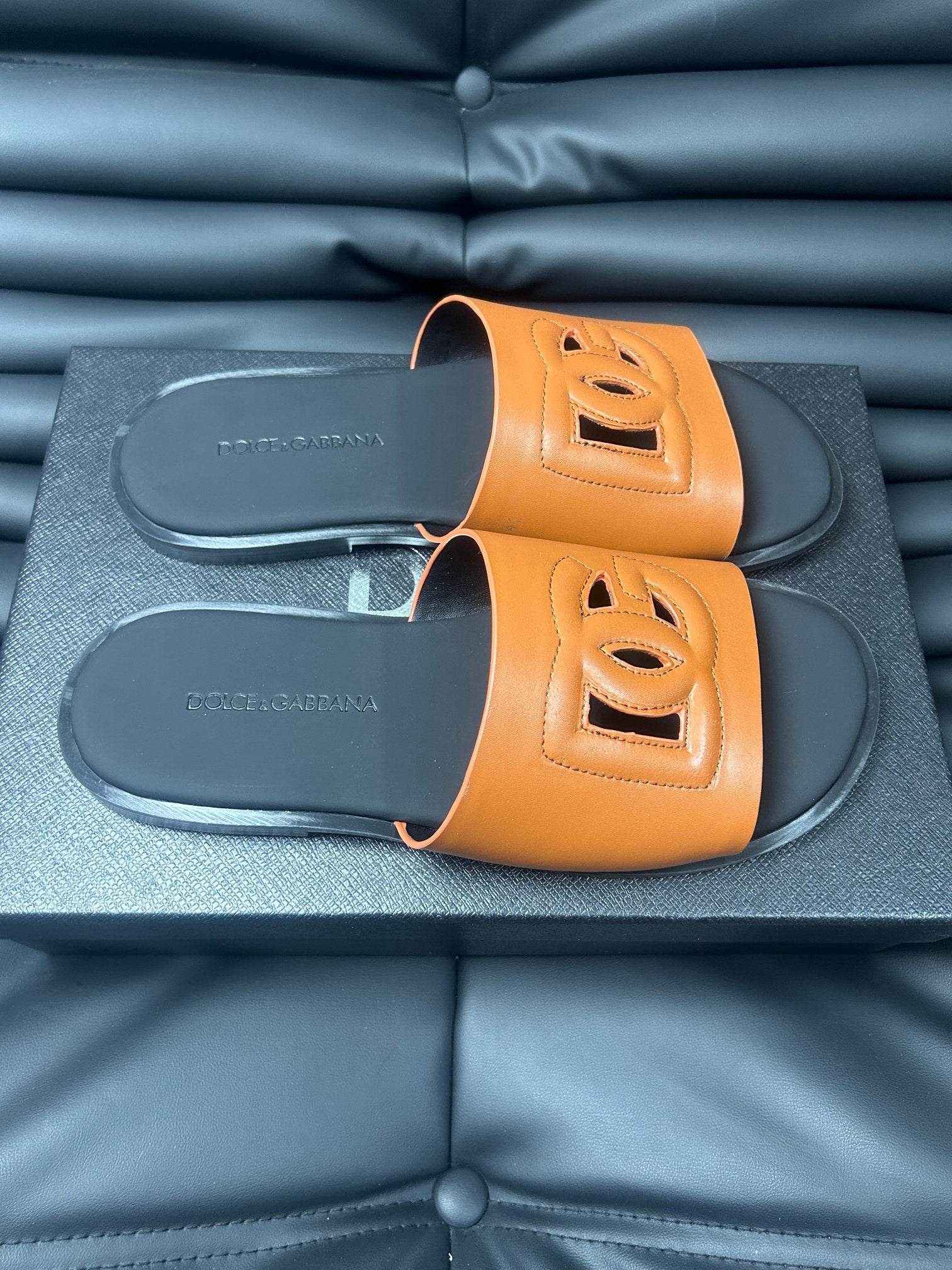 LuxluxHouse Best Quality Sandals Dolce & Gabbana