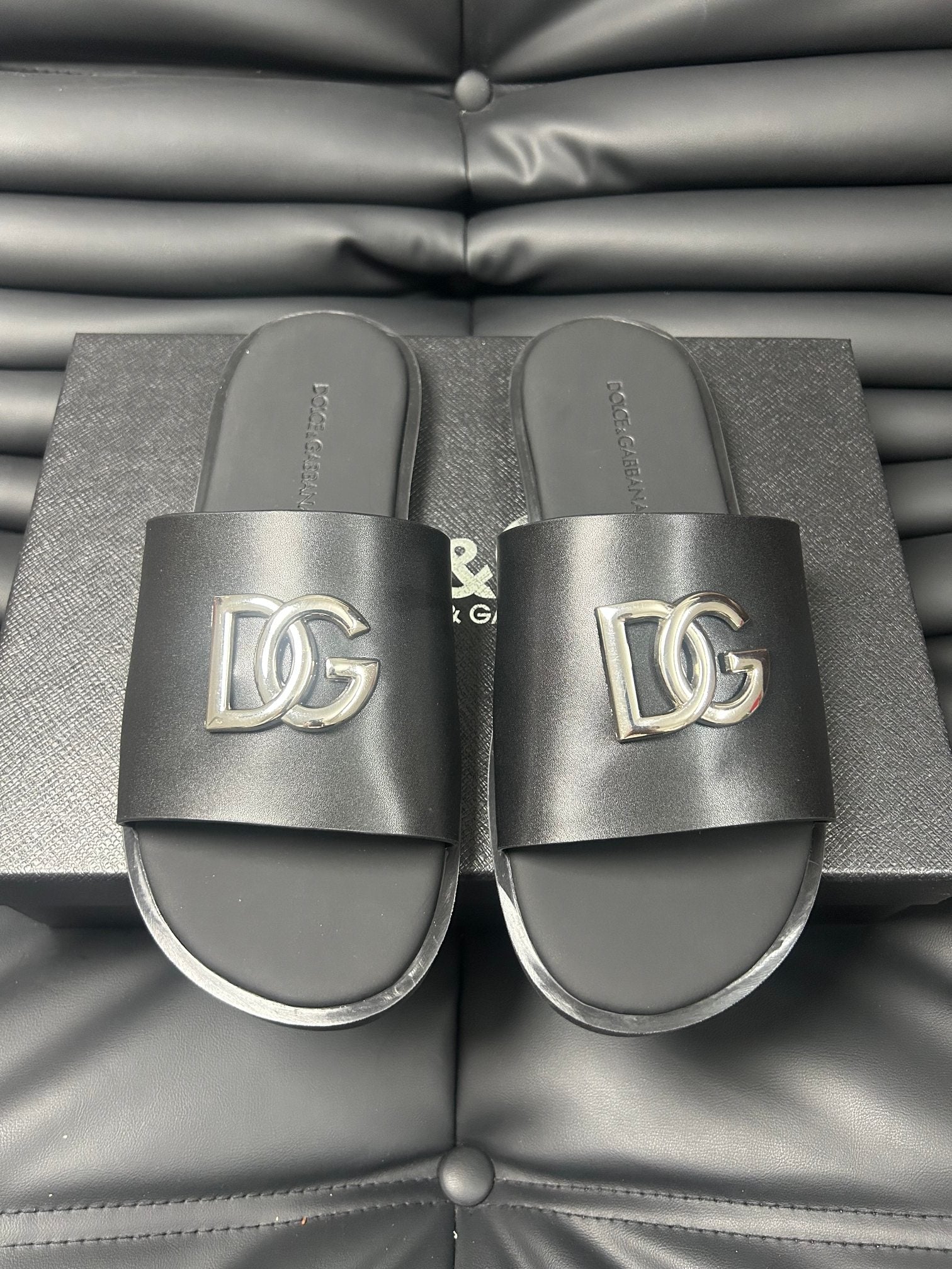 LuxluxHouse Best Quality Sandals Dolce & Gabbana