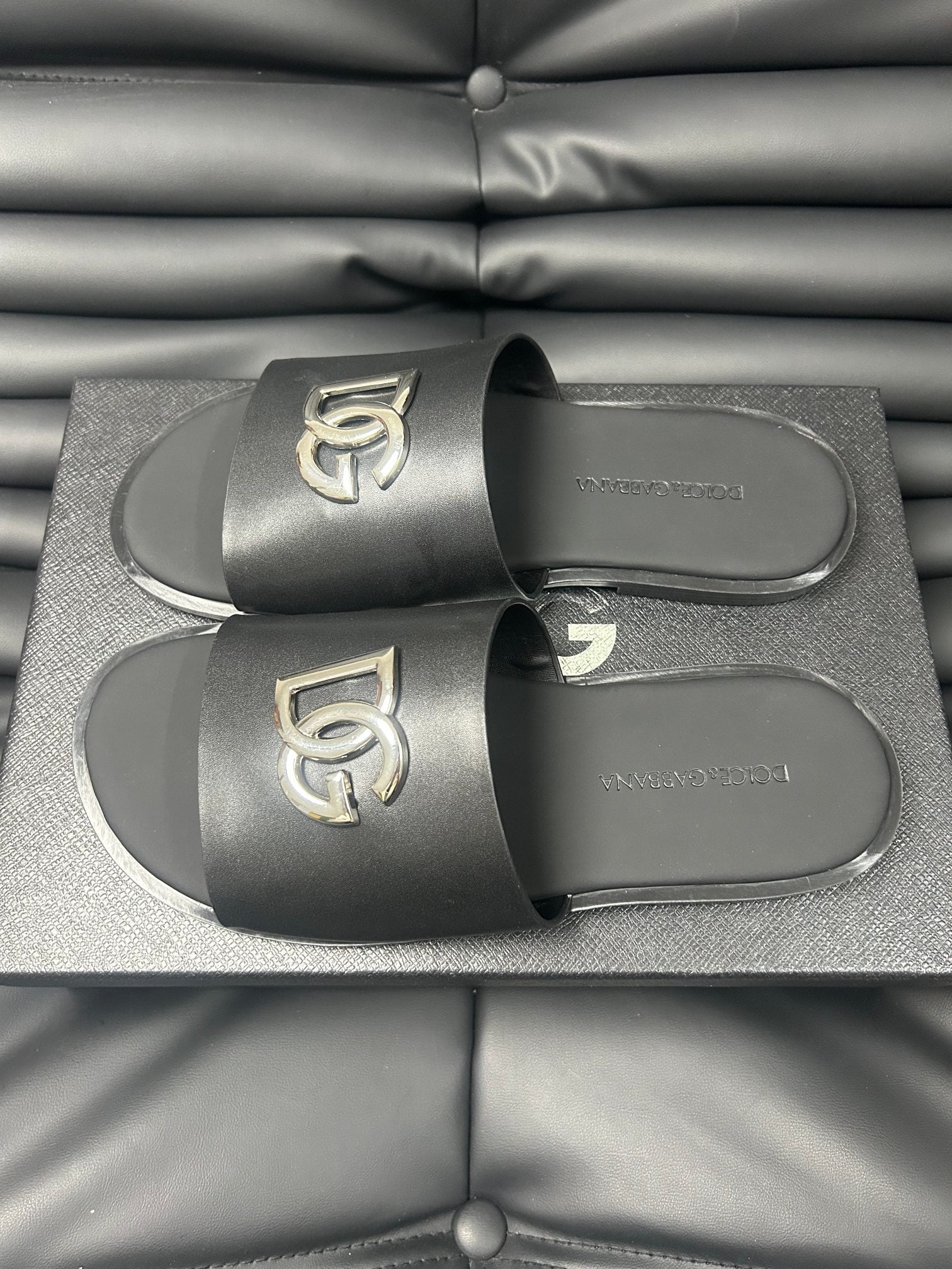 LuxluxHouse Best Quality Sandals Dolce & Gabbana